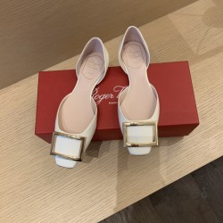 로저비비에 Roger Vivier Trompette Dorsay 발레리나