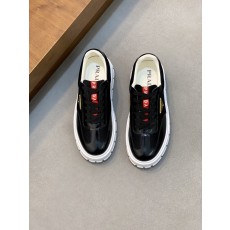 프라다 Prada 스니커즈