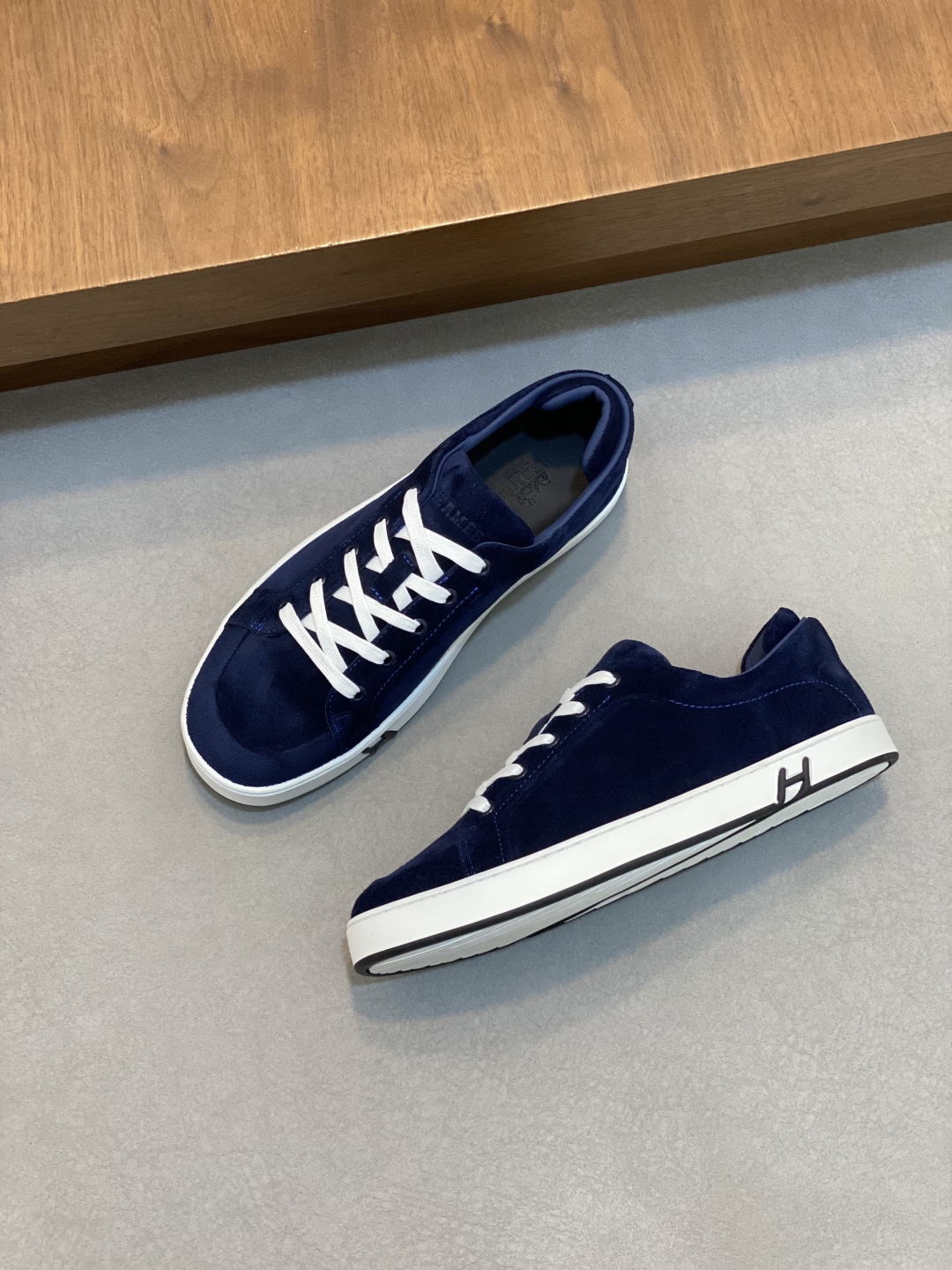 에르메스 Hermes Kiddy 스니커즈