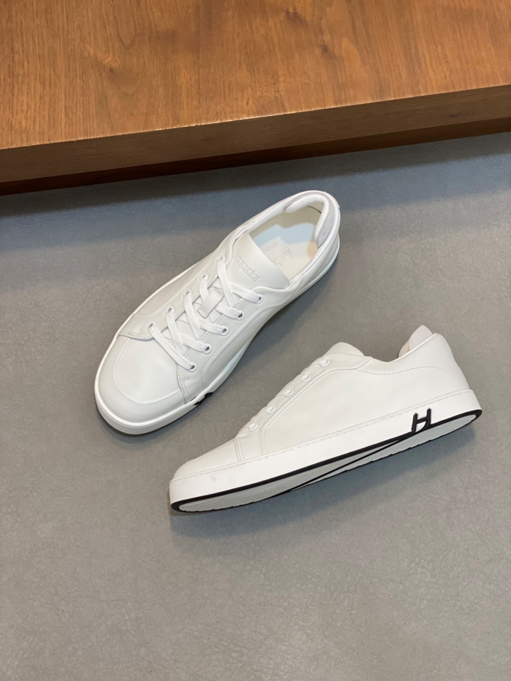 에르메스 Hermes Kiddy 스니커즈