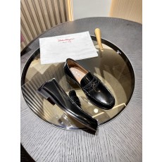 살바토레 페라가모 Salvatore Ferragamo 로퍼