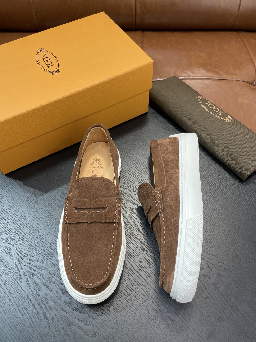 토즈 TOD'S 로퍼