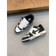 오프화이트 (Off-White) 스니커즈