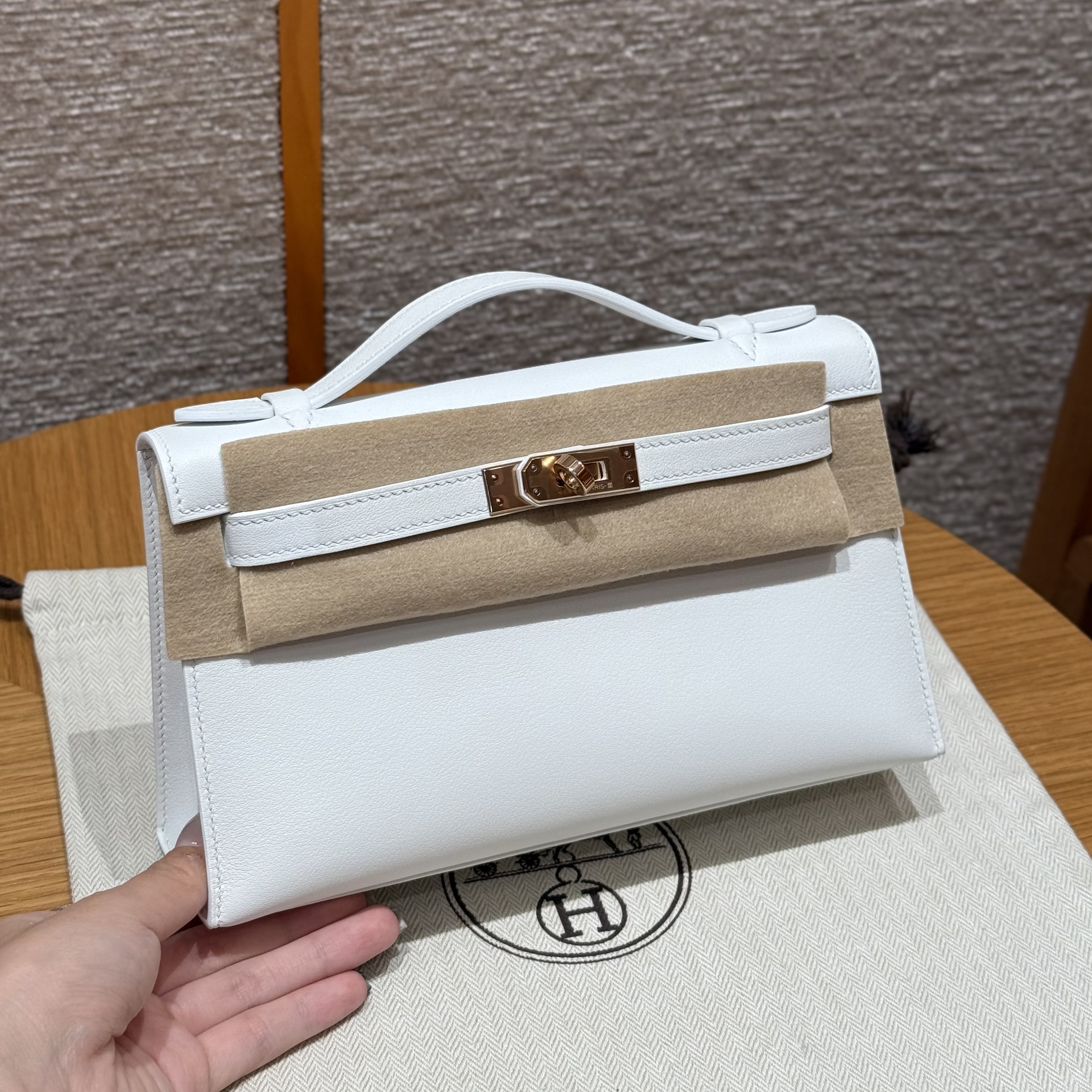 에르메스 Hermes Kelly Pochette 22cm Swift 01 Blanc/Rose gold