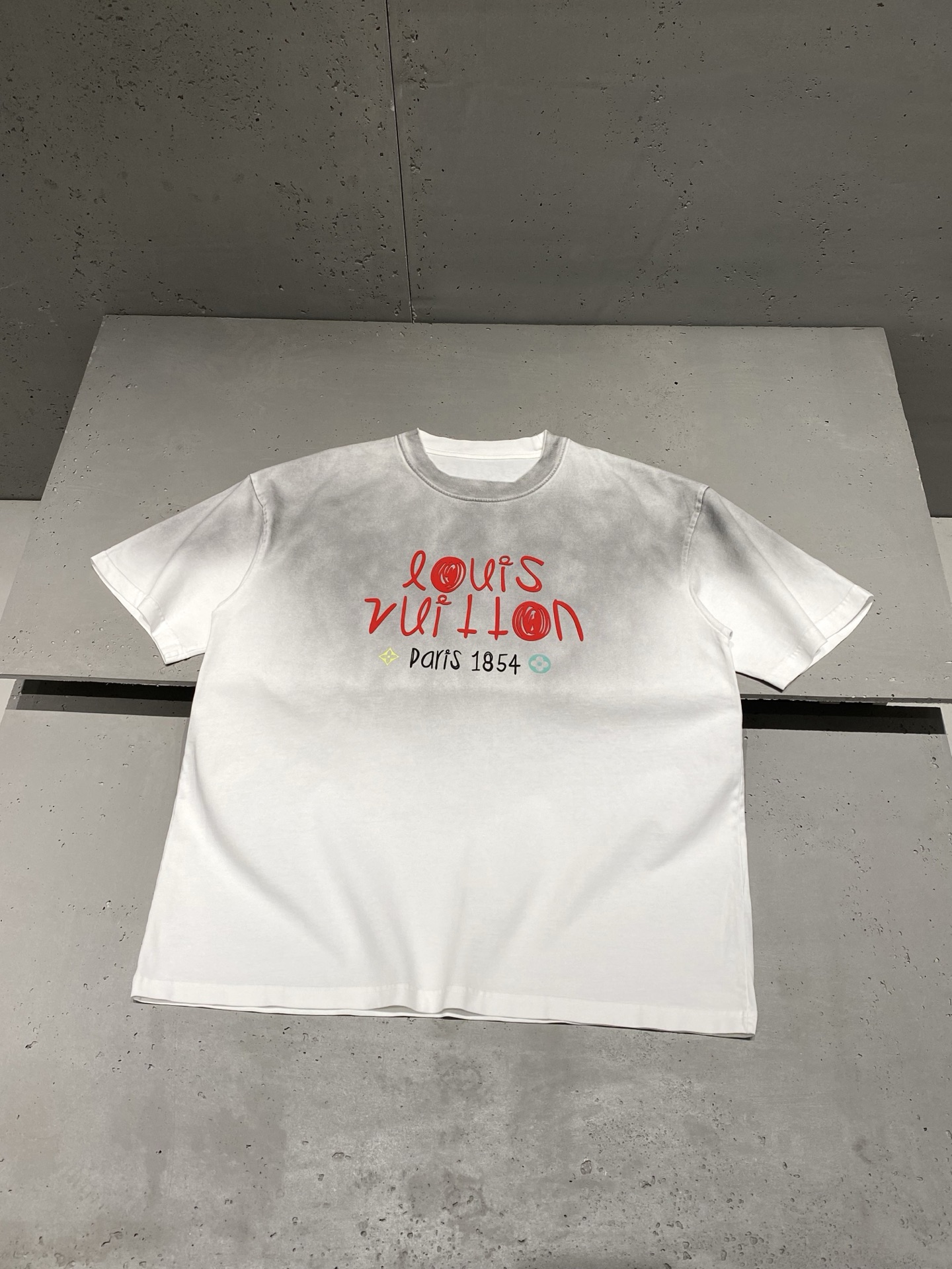 루이비통 Louis Vuitton 반팔 티셔츠