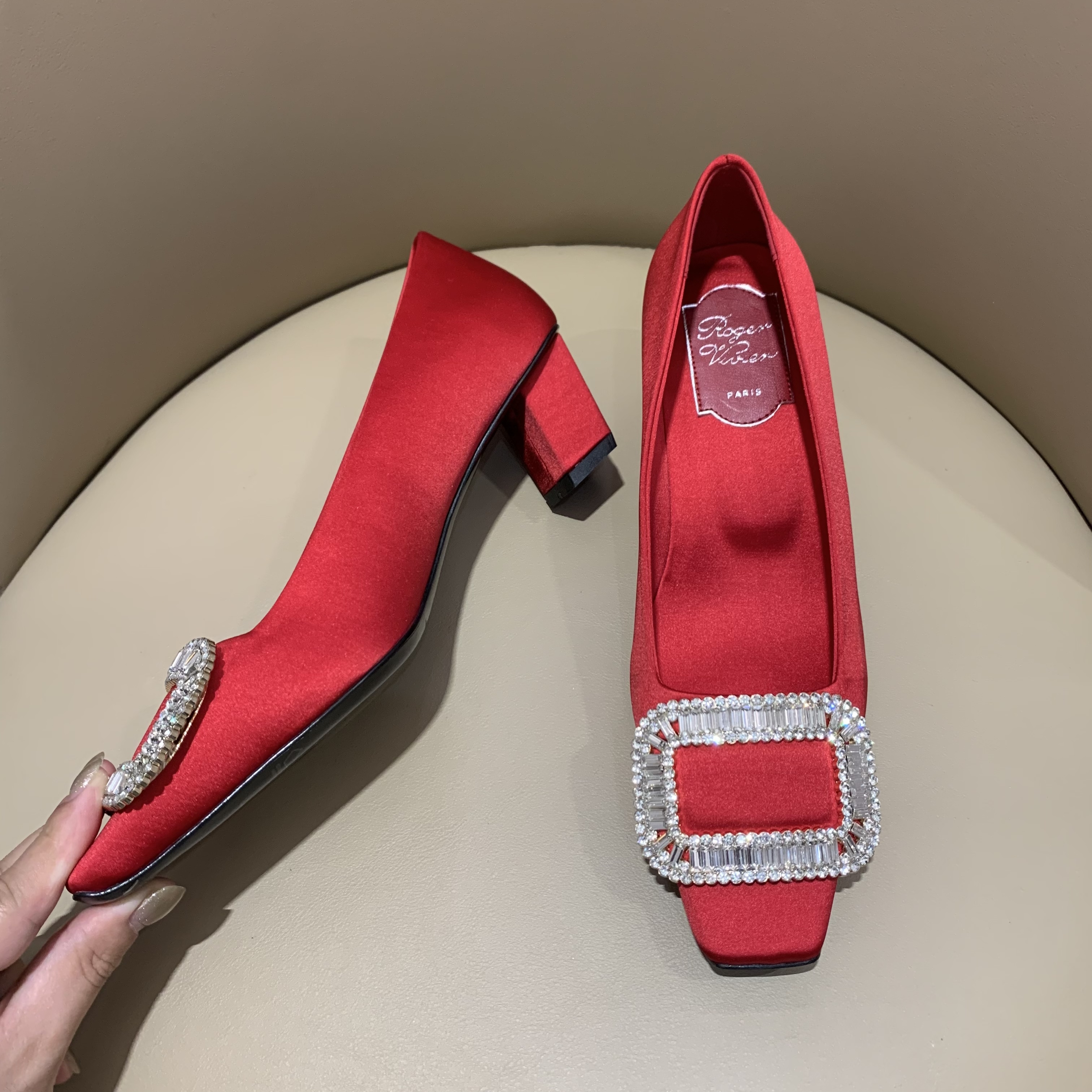 로저비비에 Roger Vivier 하이힐