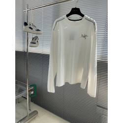 아크테릭스 ARC'TERYX 긴팔 티셔츠