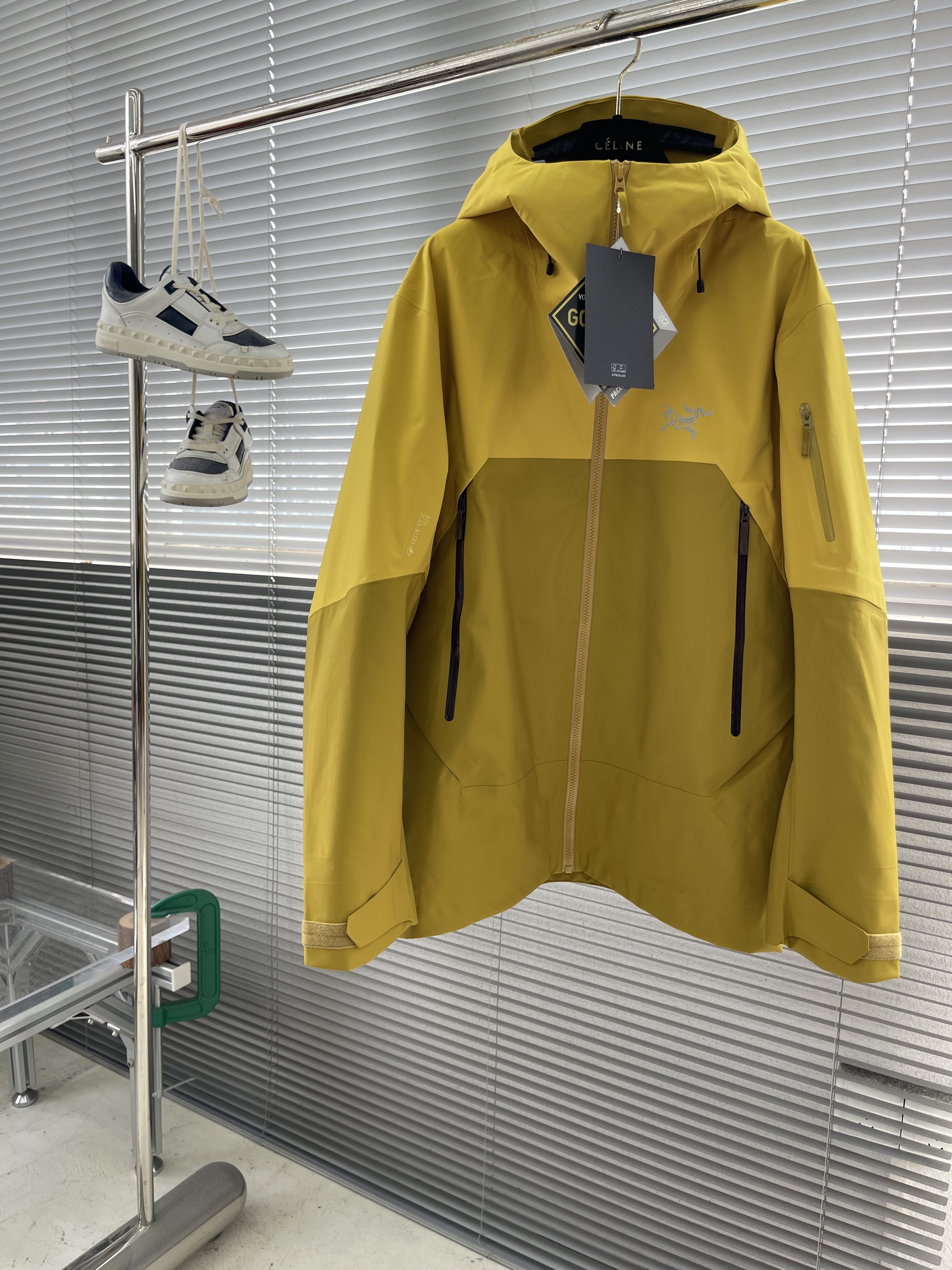 아크테릭스 ARC'TERYX 재킷