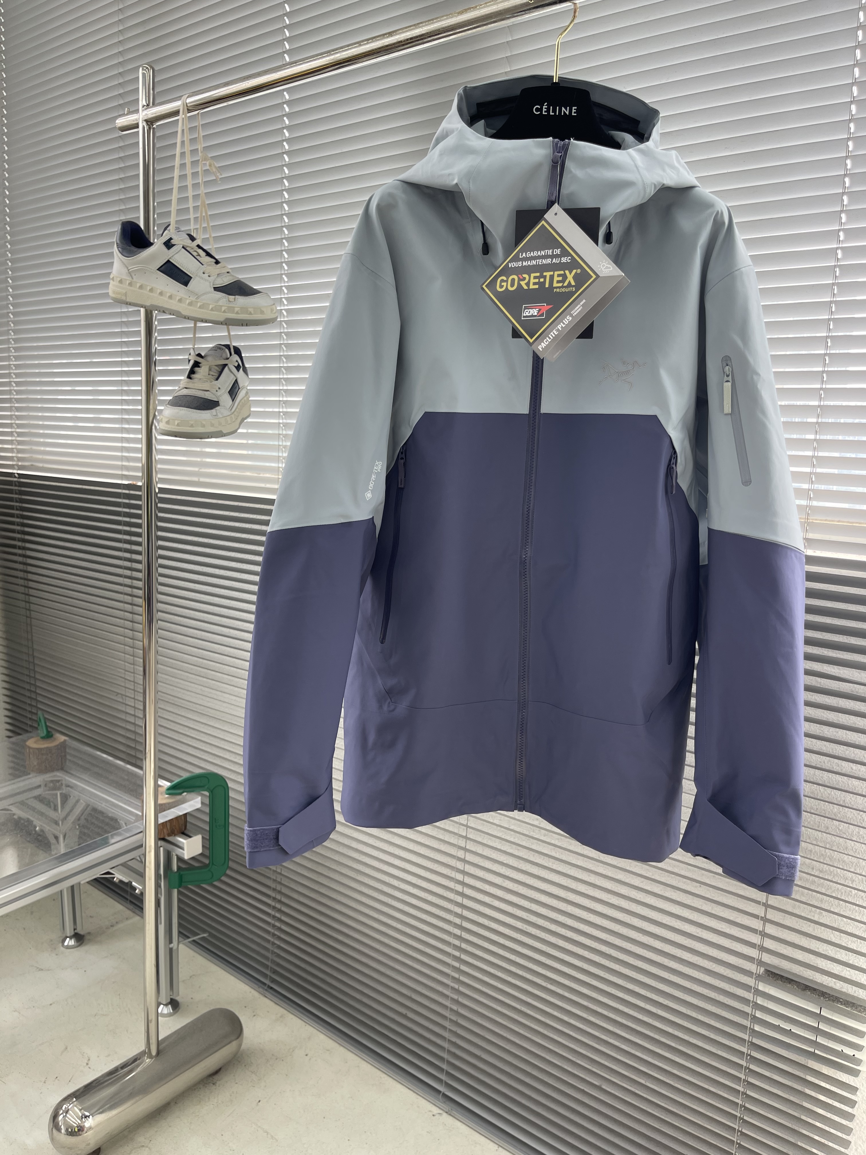 아크테릭스 ARC'TERYX 재킷