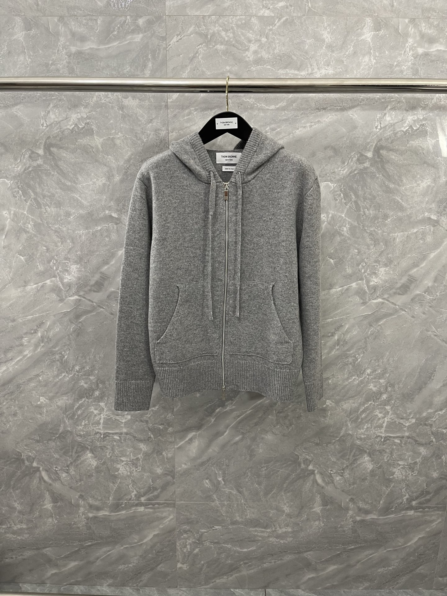 톰브라운 Thom Browne 후드 집업