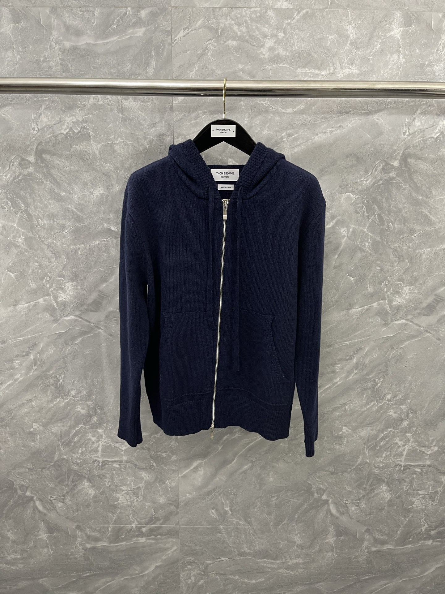 톰브라운 Thom Browne 후드 집업