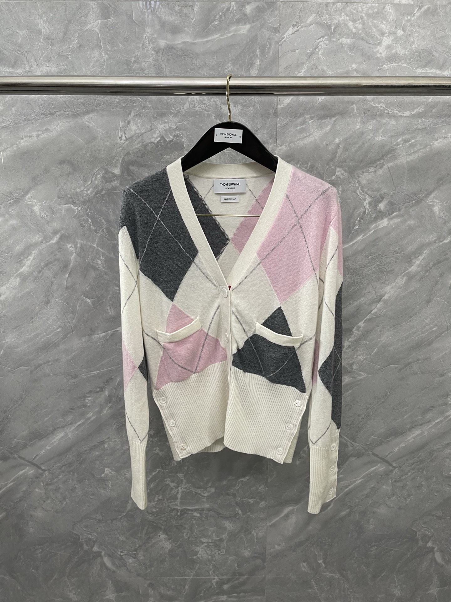 톰브라운 Thom Browne 가디건