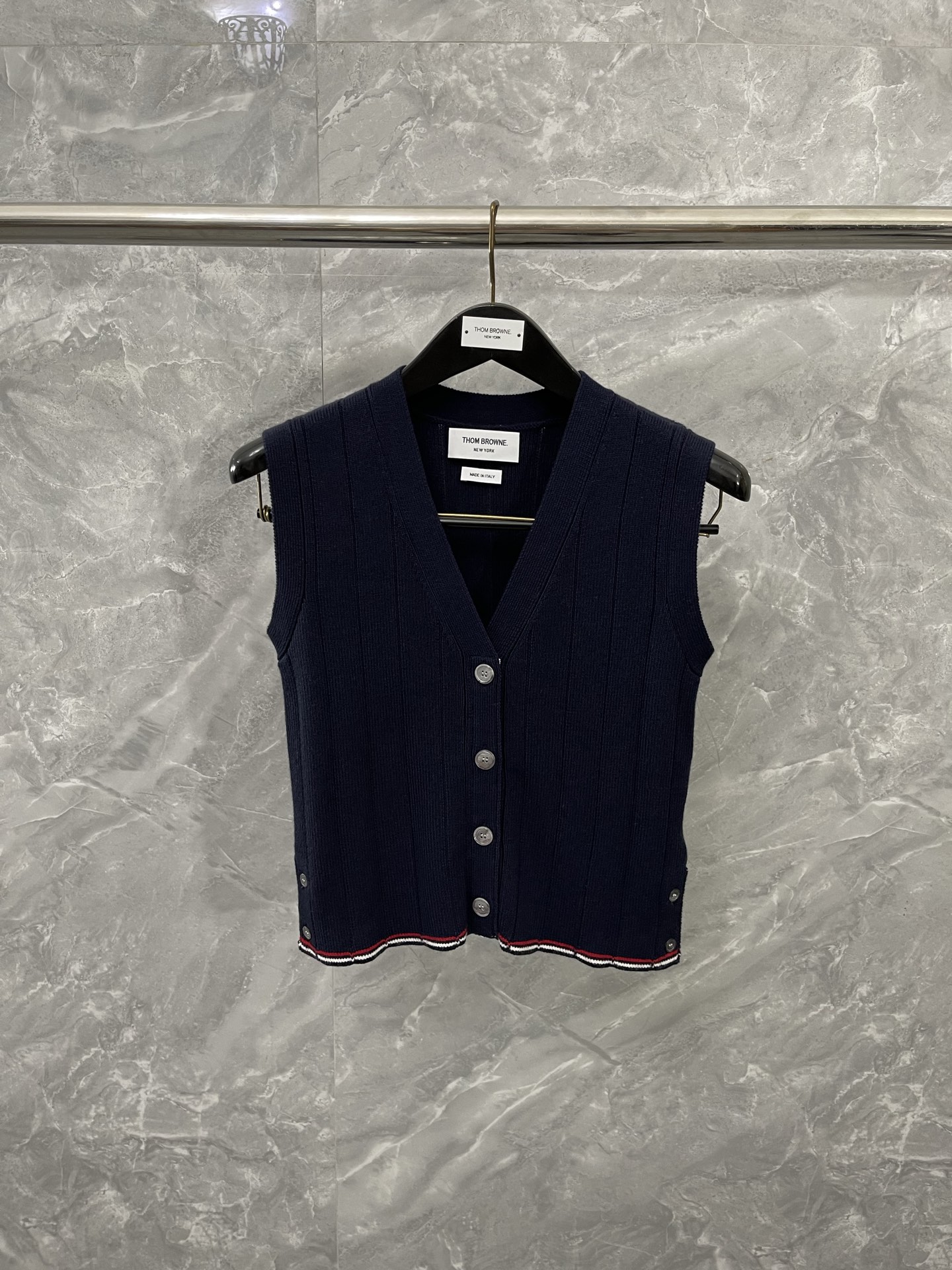 톰브라운 Thom Browne 조끼 가디건