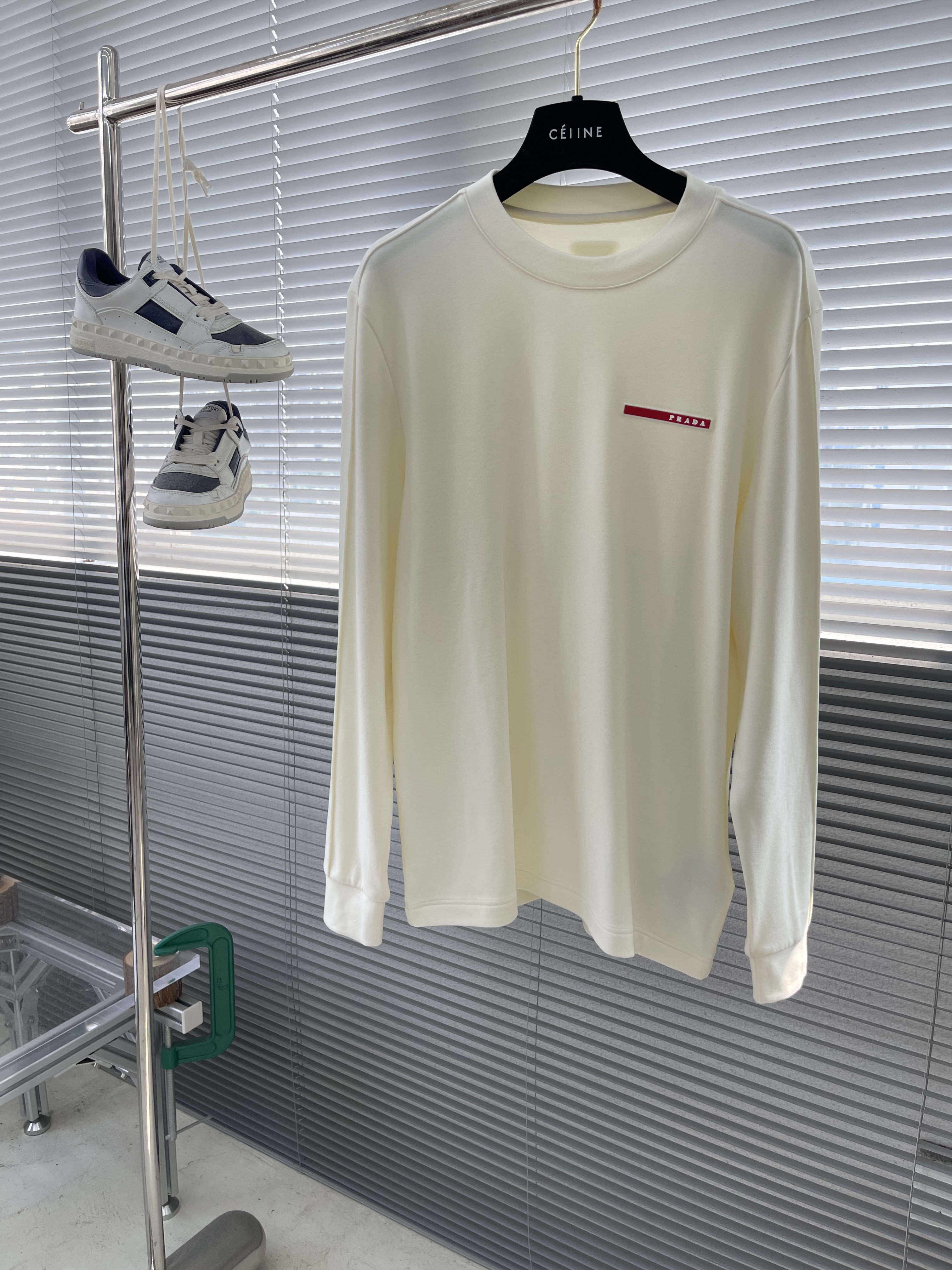 프라다 Prada 긴팔 티셔츠