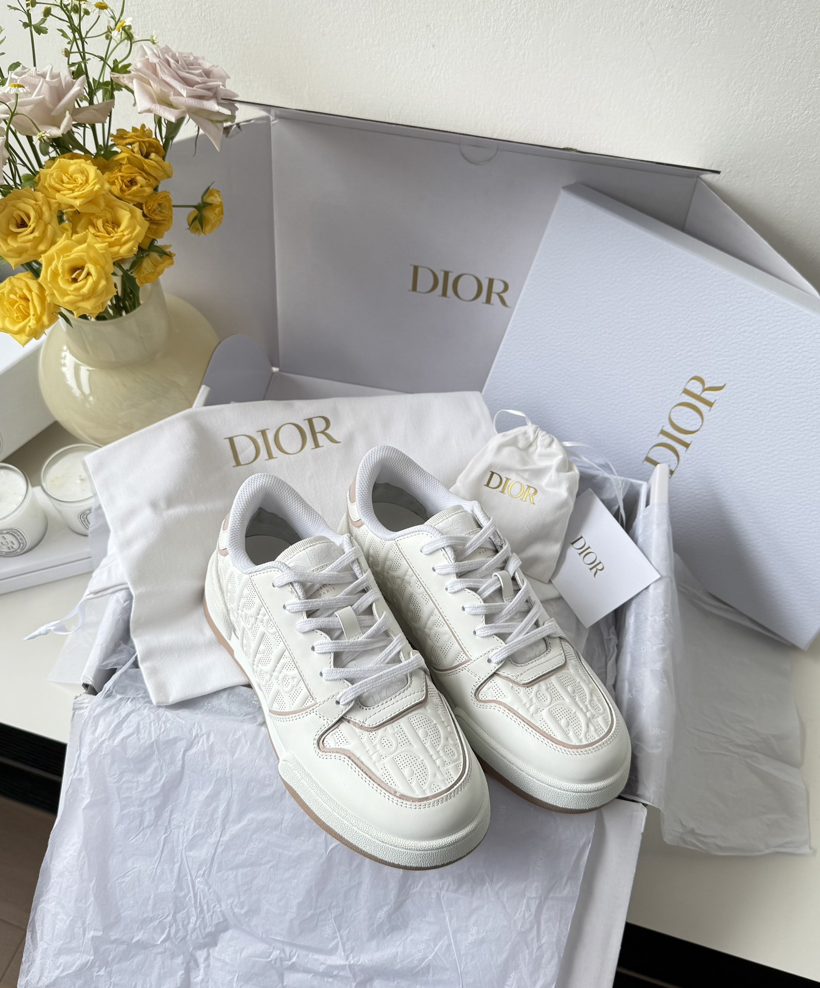 디올 Dior 스니커즈