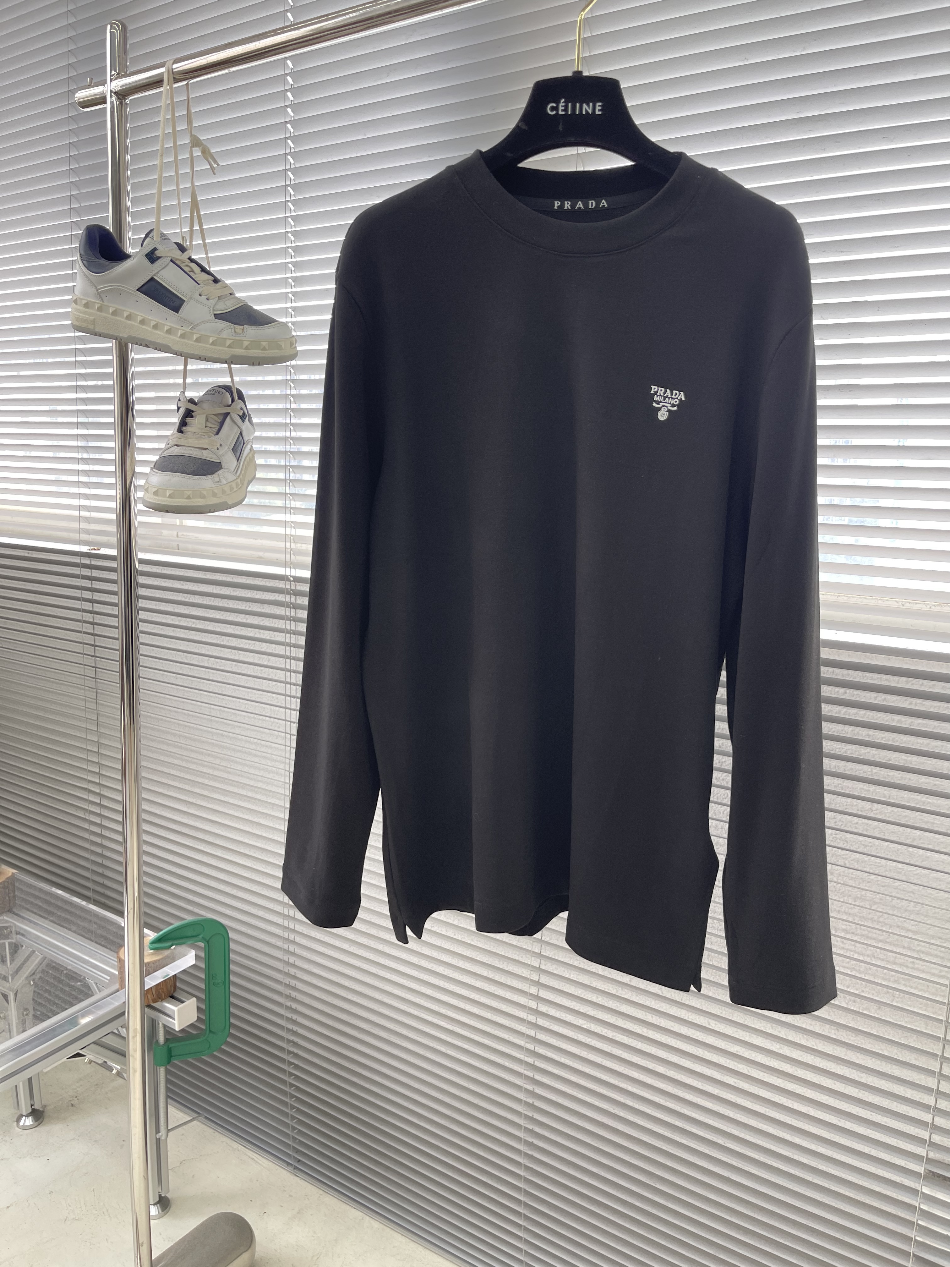 프라다 Prada 긴팔 티셔츠