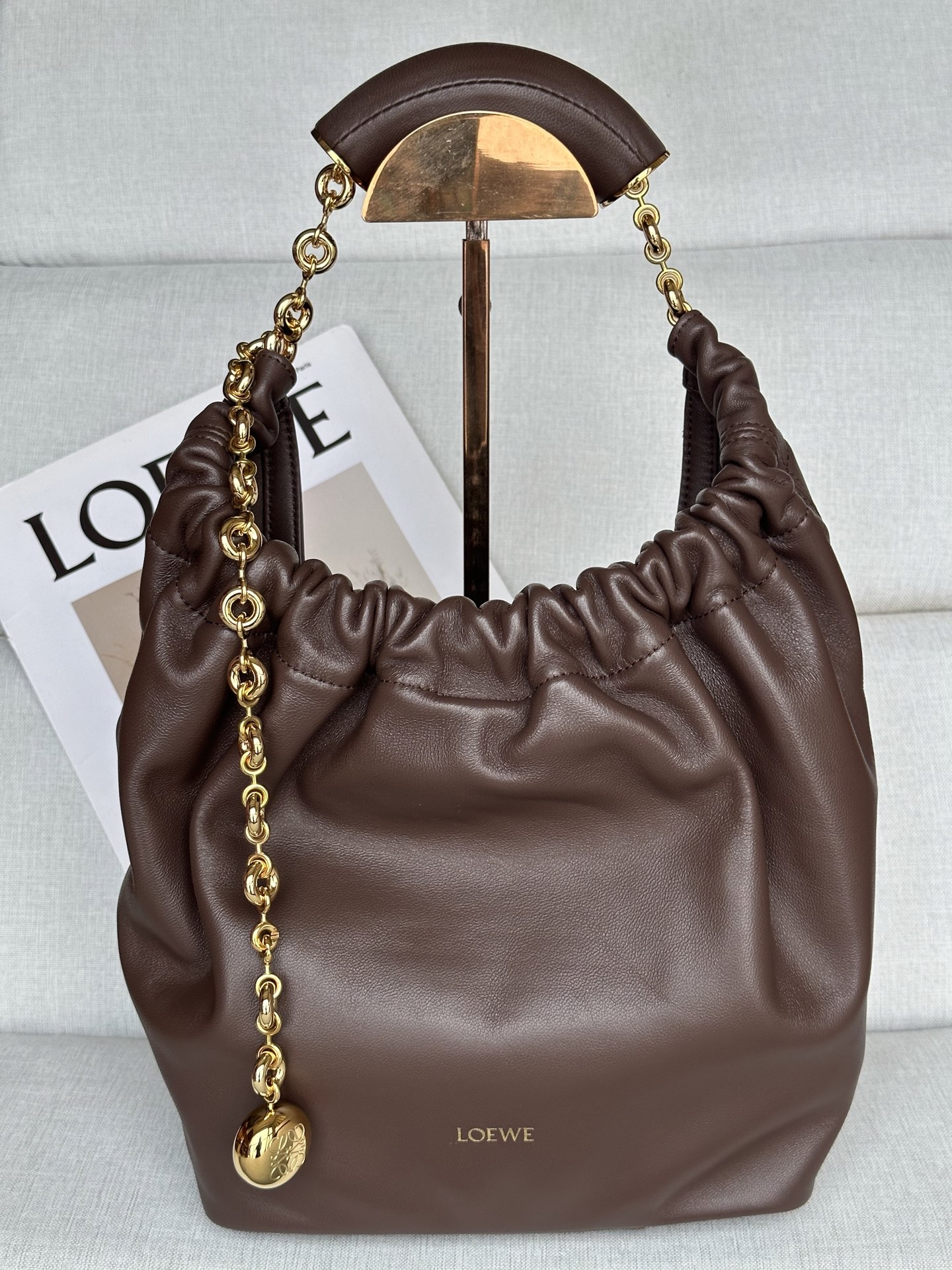 로에베 Loewe 3901 Small Squeeze Bag In Nappa Lambskin