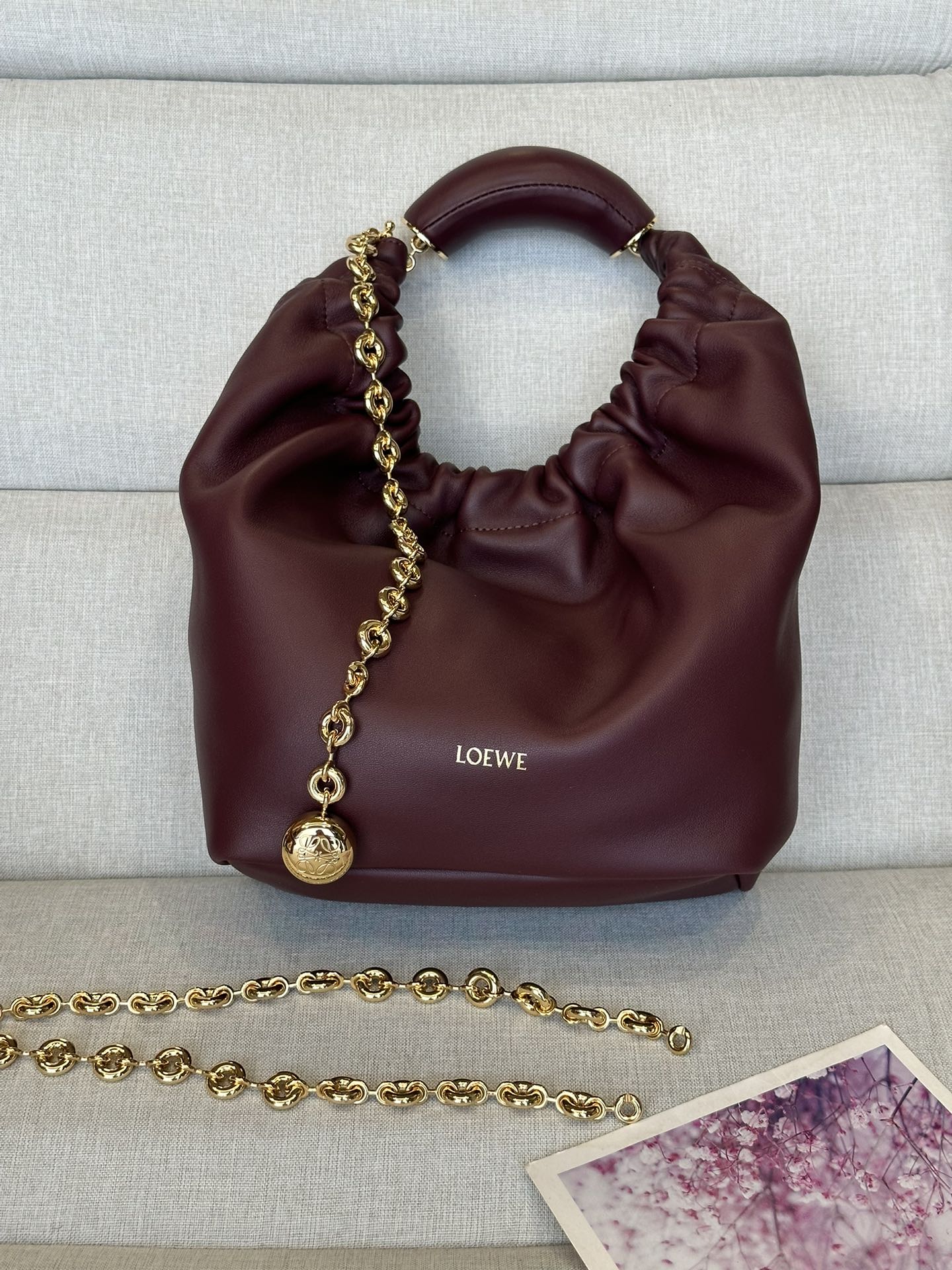 로에베 Loewe 3901 Small Squeeze Bag In Nappa Lambskin