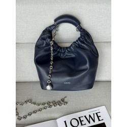 로에베 Loewe 3901 Small Squeeze Bag In Nappa Lambskin