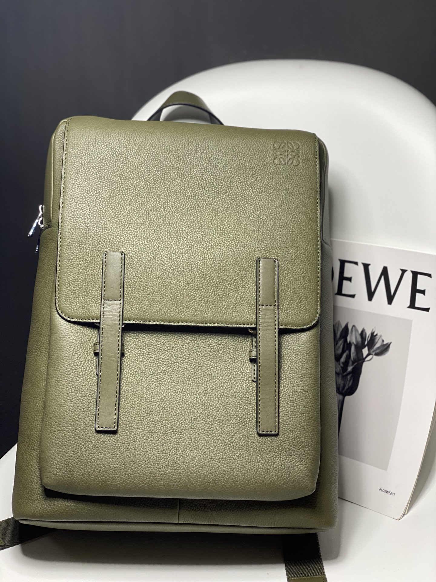 로에베 Loewe 330 Military Backpack in Soft Grained Calfskin