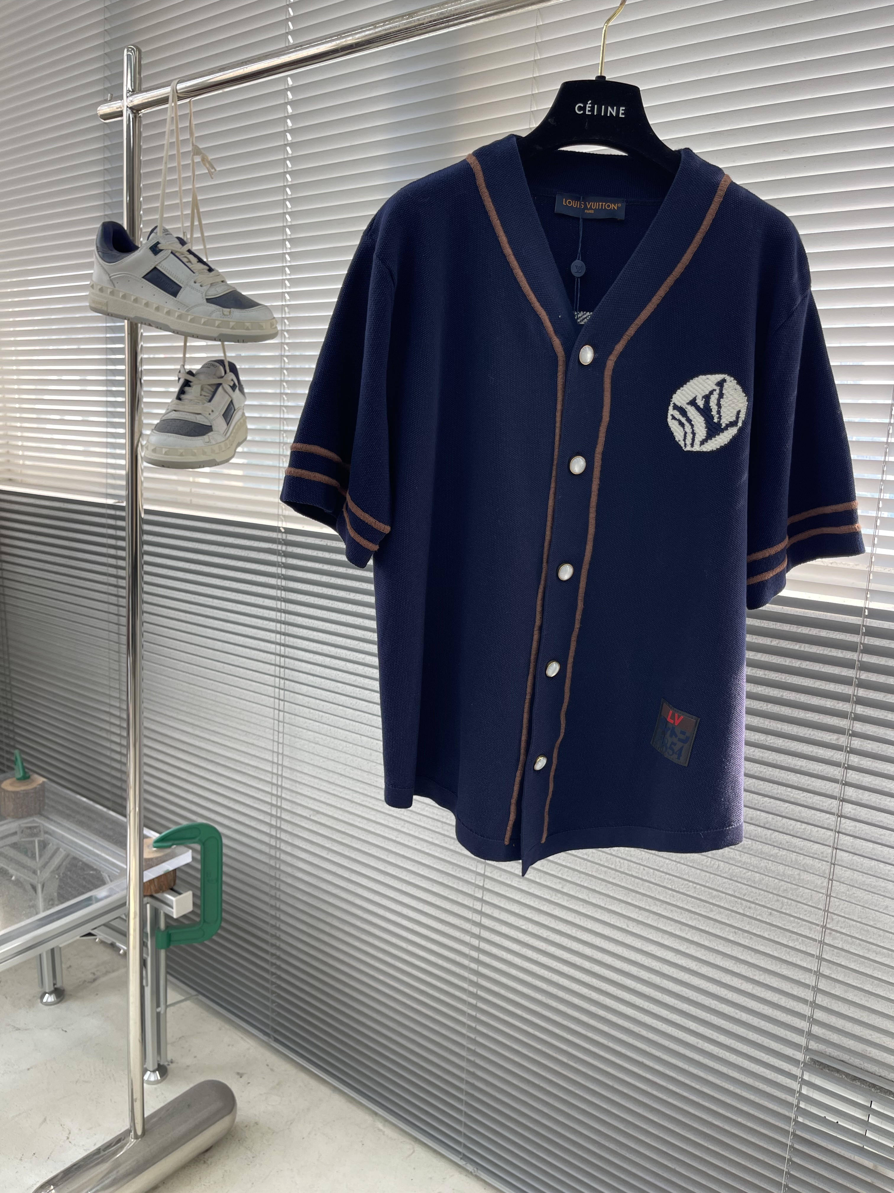 루이비통 Louis Vuitton 가디건