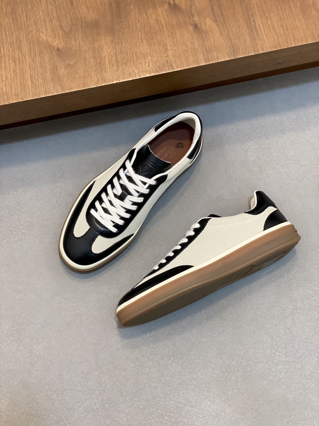 로로피아나 Loro Piana 플랫