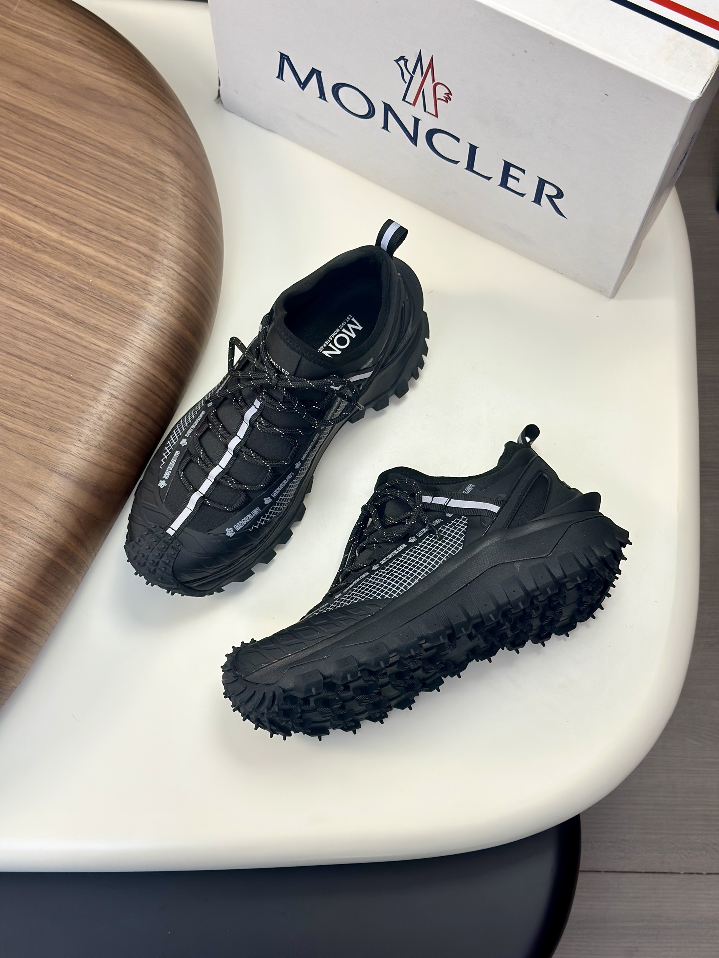 몽클레어 Moncler 스니커즈