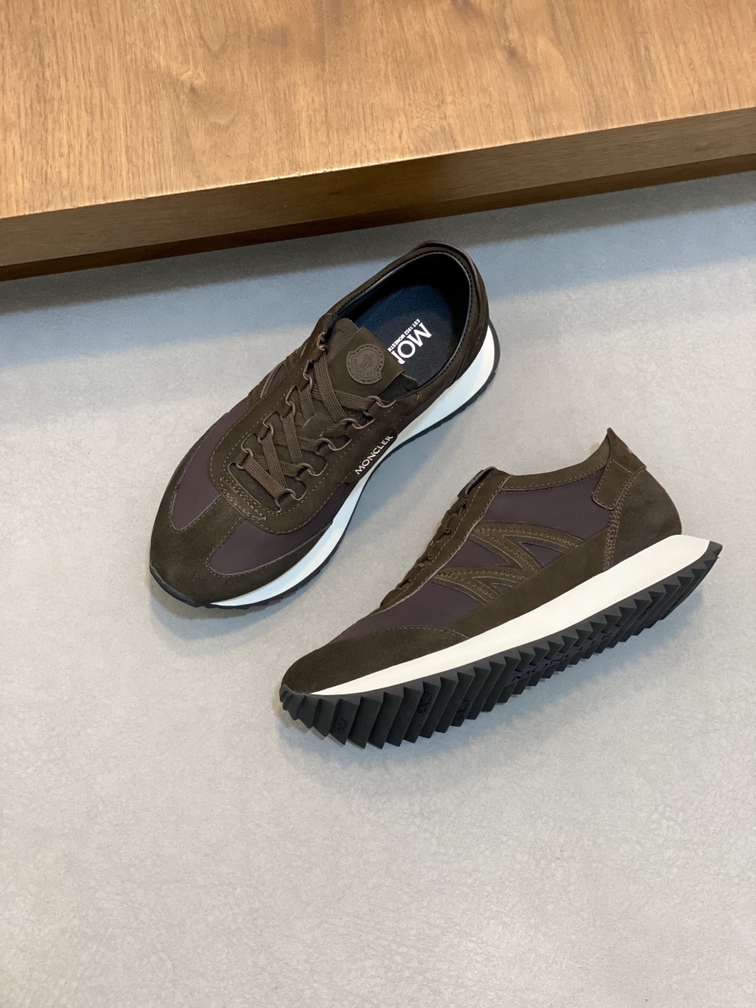 몽클레어 Moncler 스니커즈