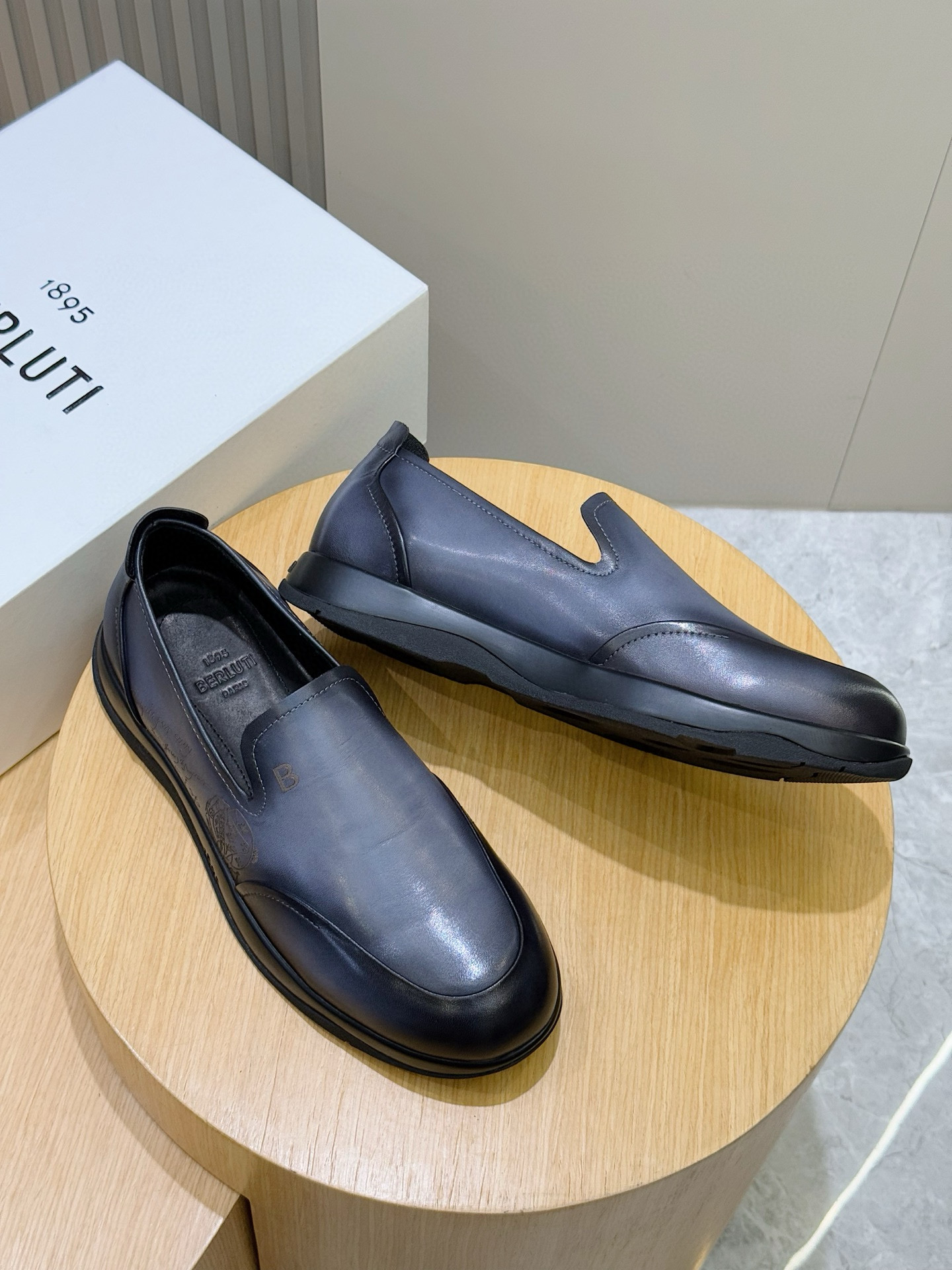 벨루티 Berluti Scritto 로퍼