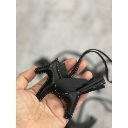 에르메스 Hermes Rodeo Charm Milo and Swift 0360279L58P Black