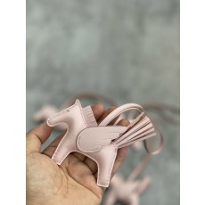 에르메스 Hermes Rodeo Charm Milo and Swift 0360279L58P pink