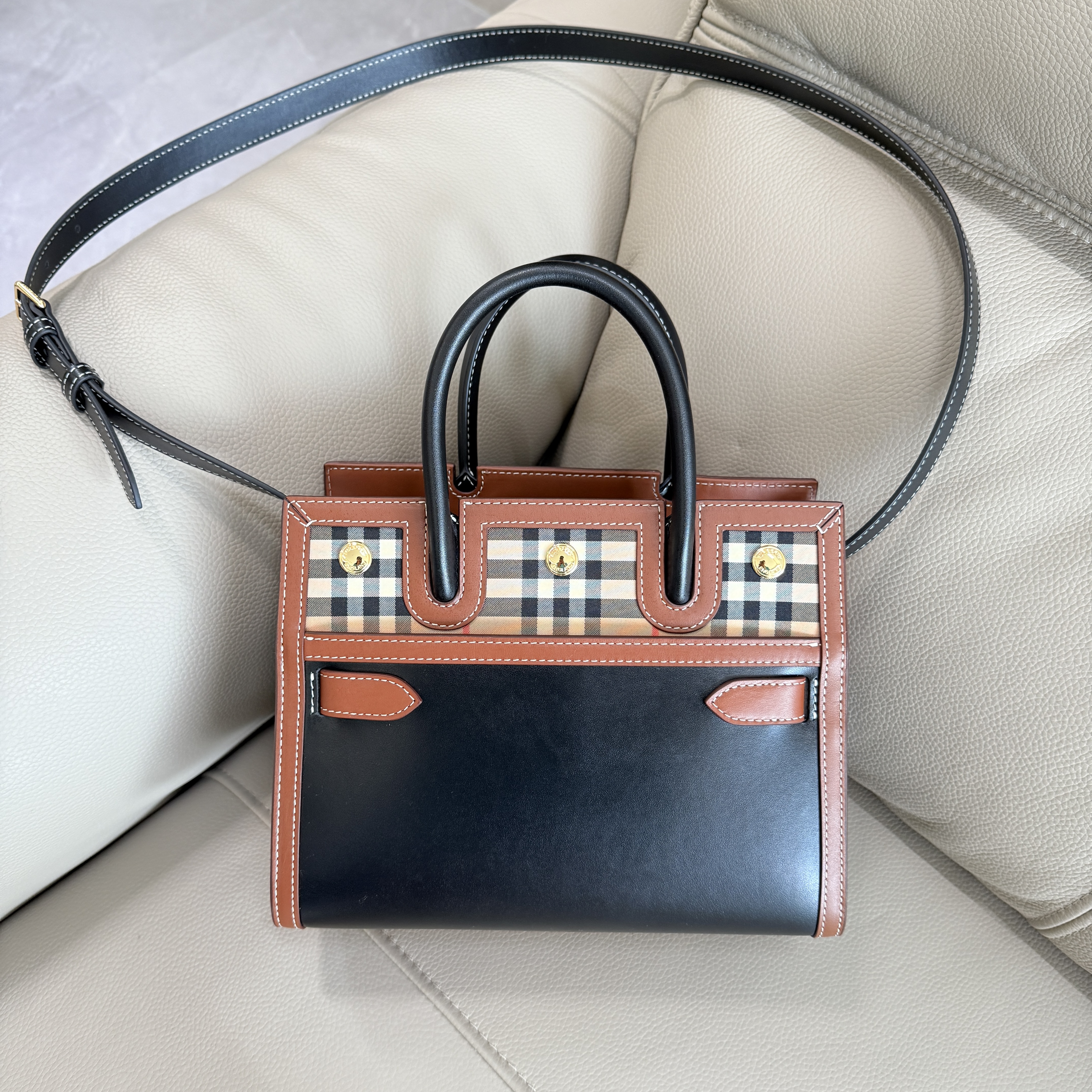 버버리 Burberry 2671 Mini Vintage Check Two-Handle Title Bag Black 26cm