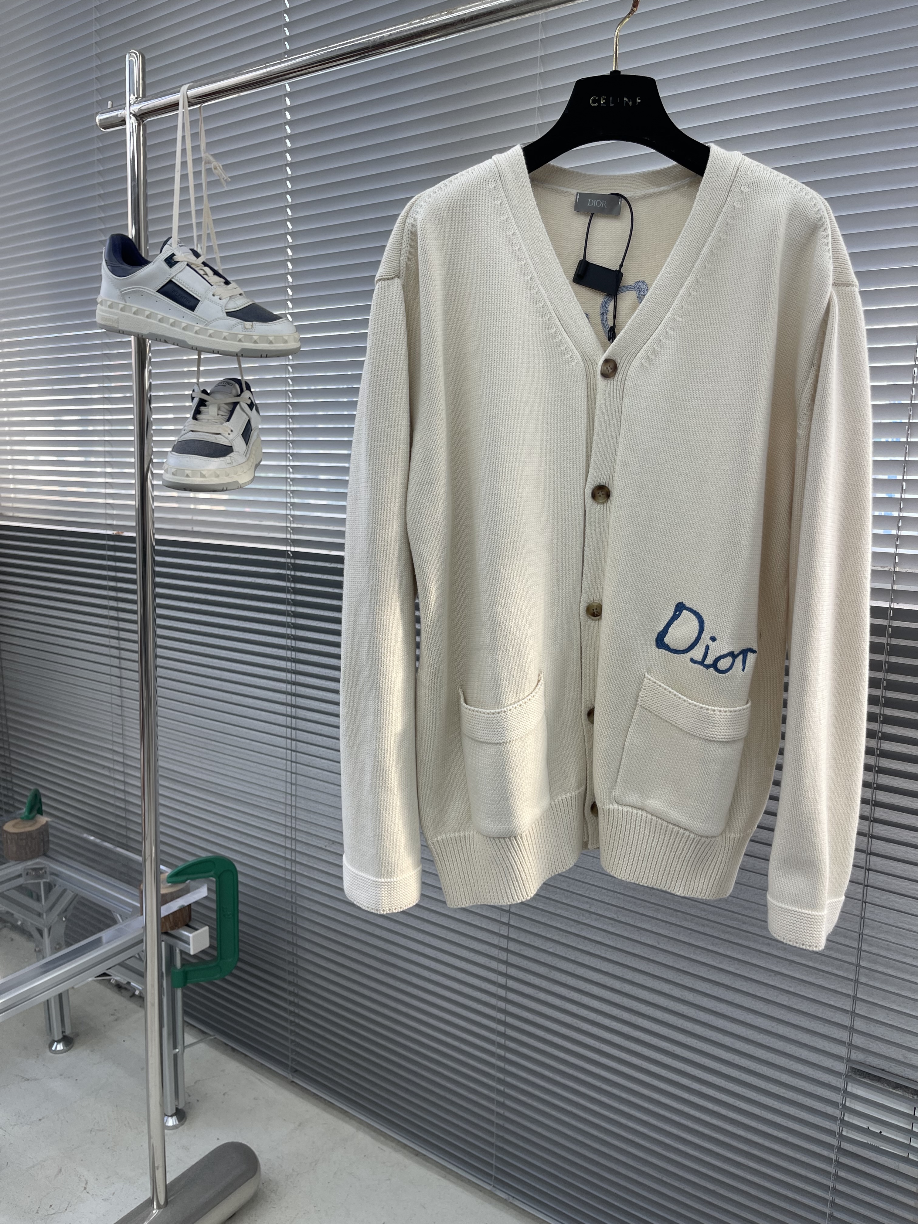 디올 DIOR 가디건