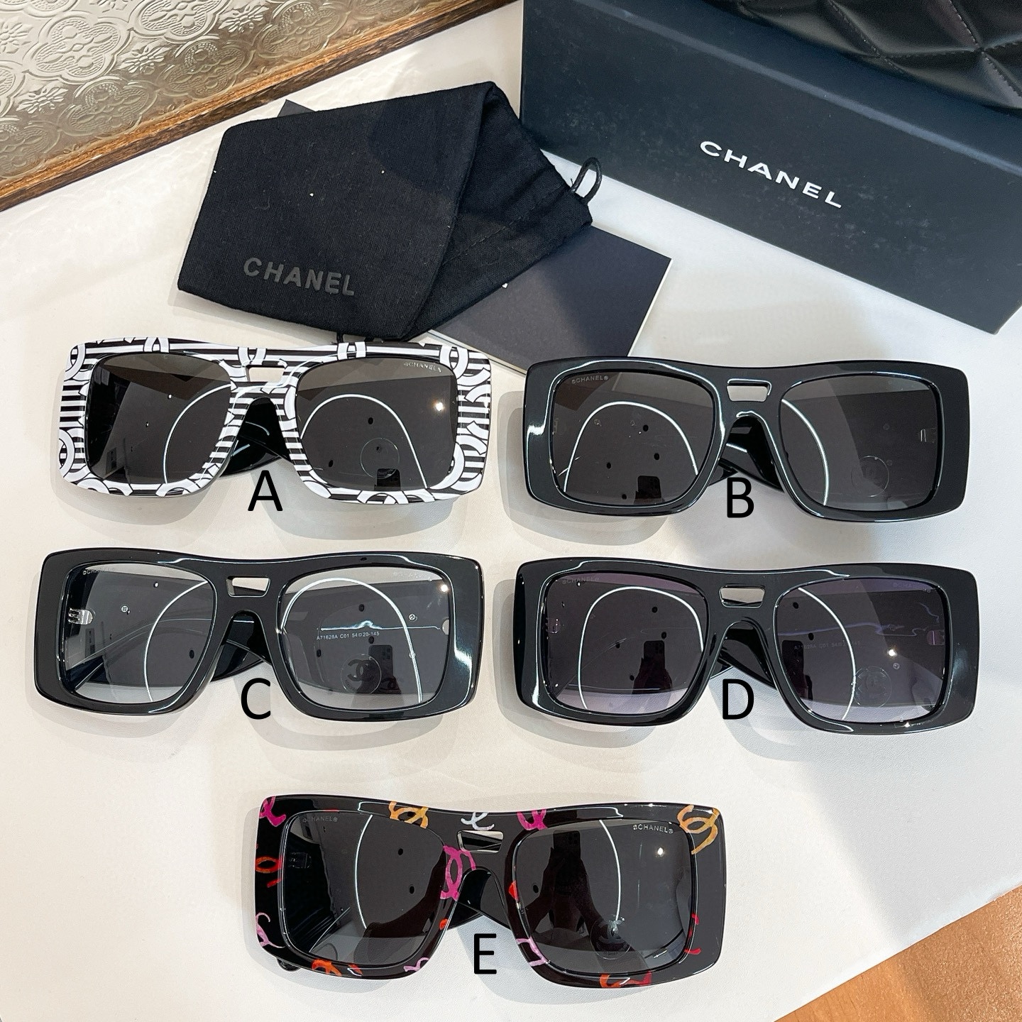 샤넬 Chanel A71628A 62口15-135