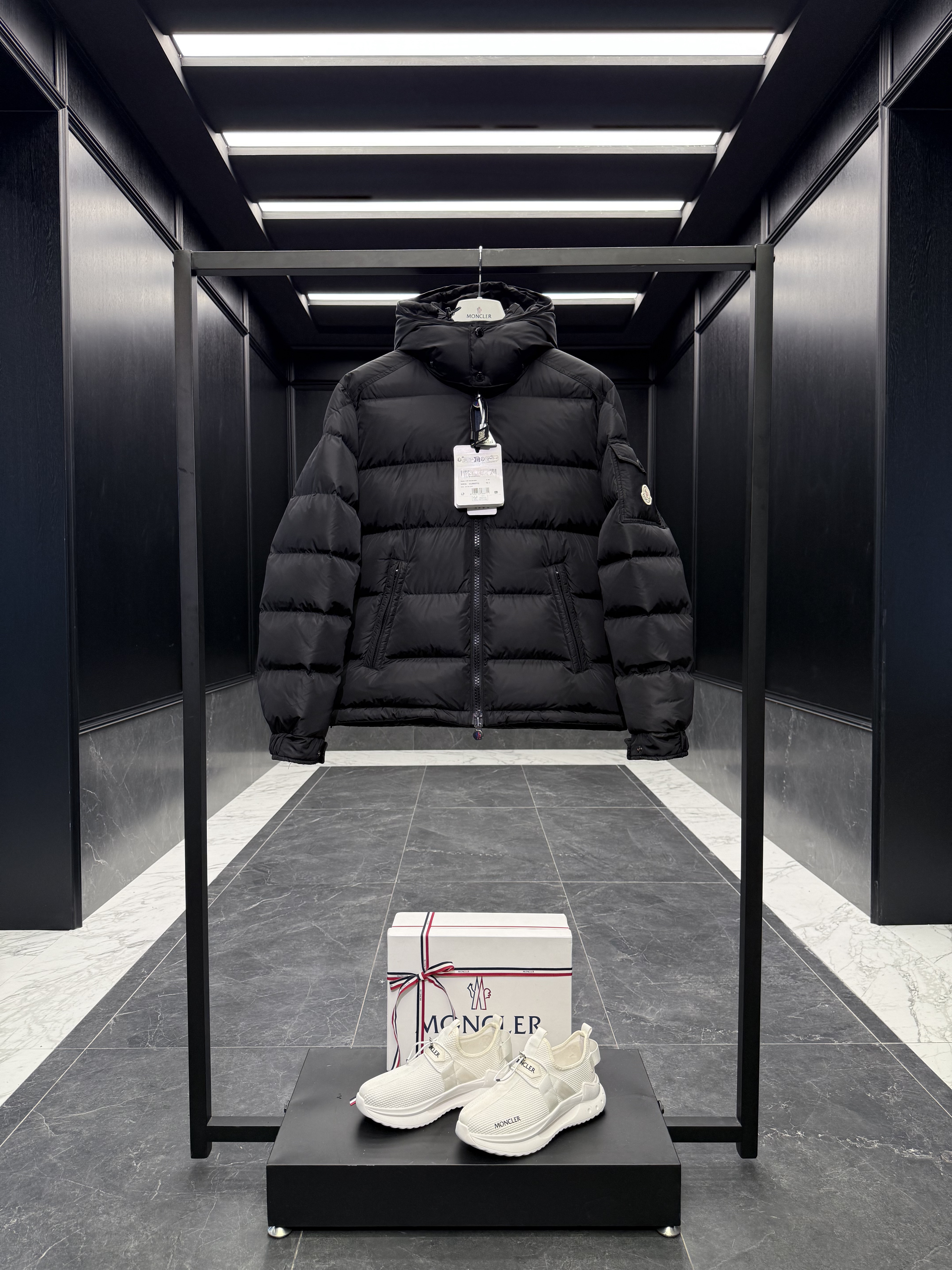 몽클레어 Moncler Maya 마야 패딩。