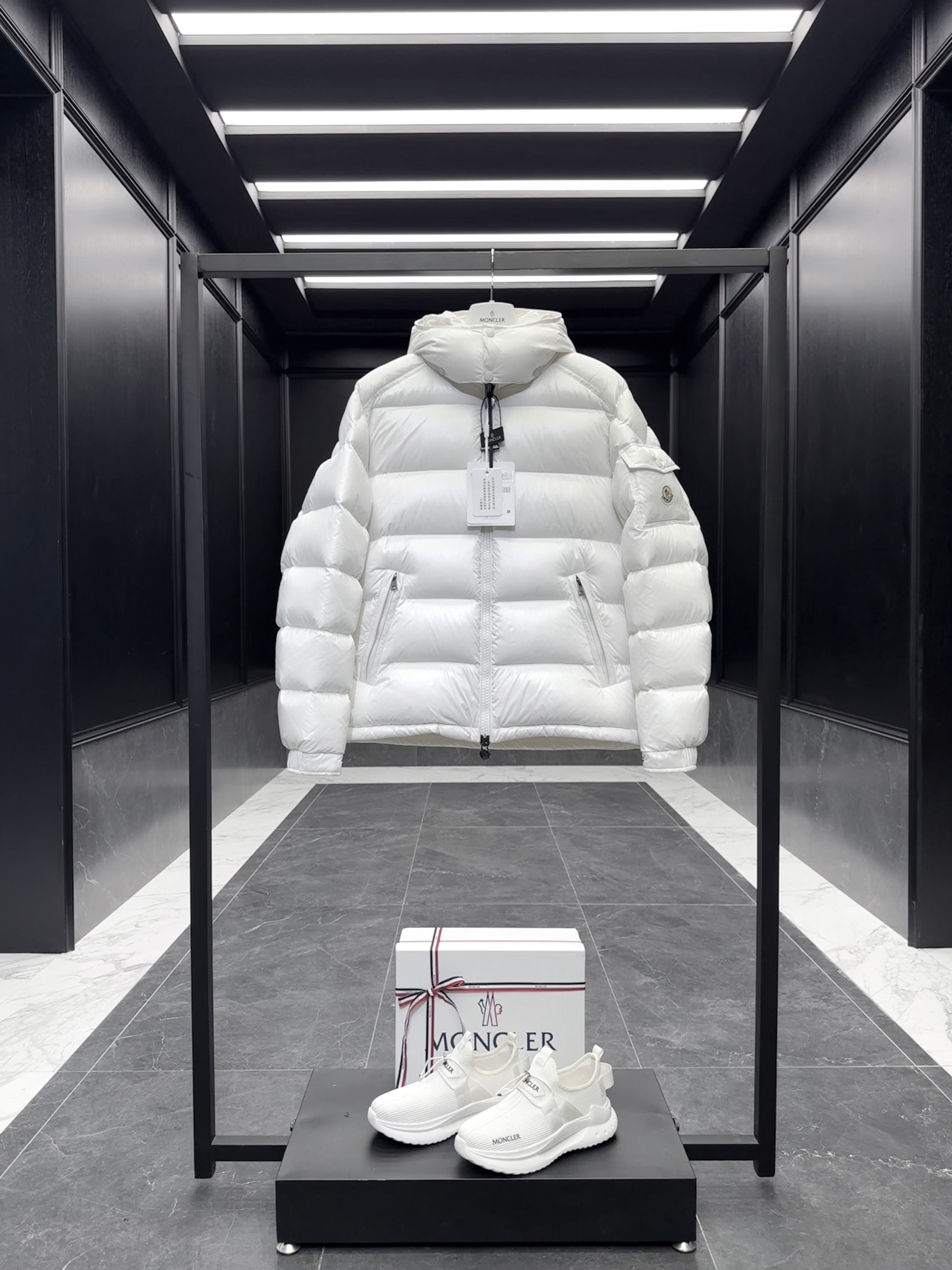 몽클레어 Moncler Maya 마야 패딩。