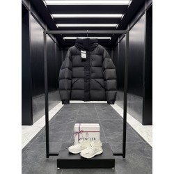 몽클레어 Moncler Madeira   다운재킷.