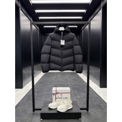 몽클레어 Moncler Forez  다운재킷.