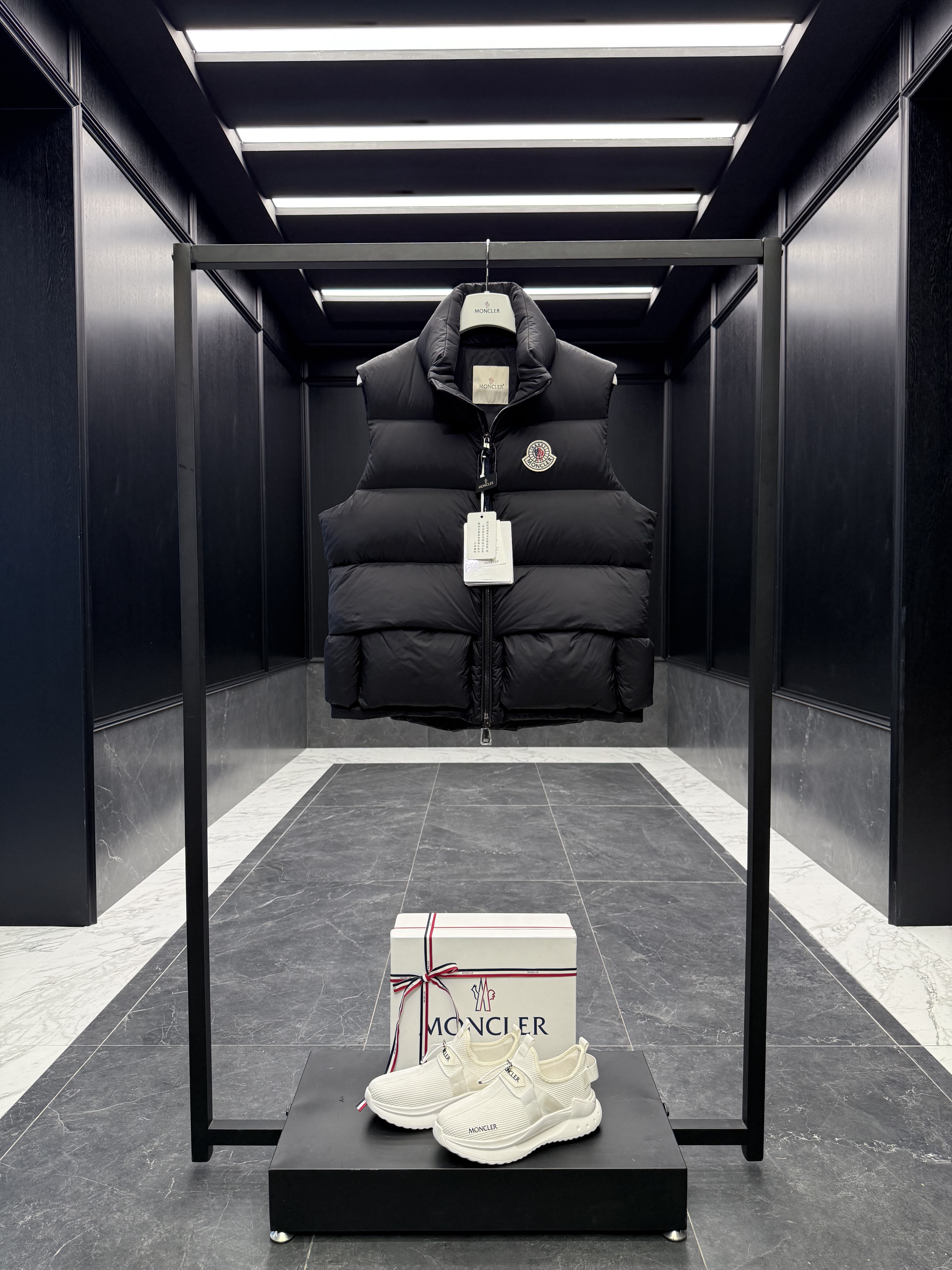 몽클레어 Moncler Christopher Raxxy 조끼 패딩。