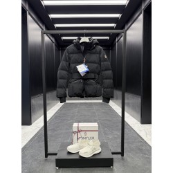 몽클레어 Moncler Tolima 다운재킷