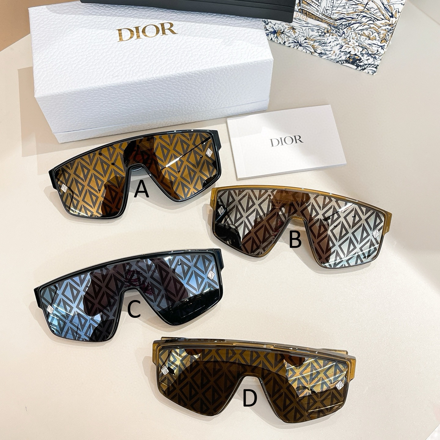 디올 Dior DIAMOND M1U 137口0-145