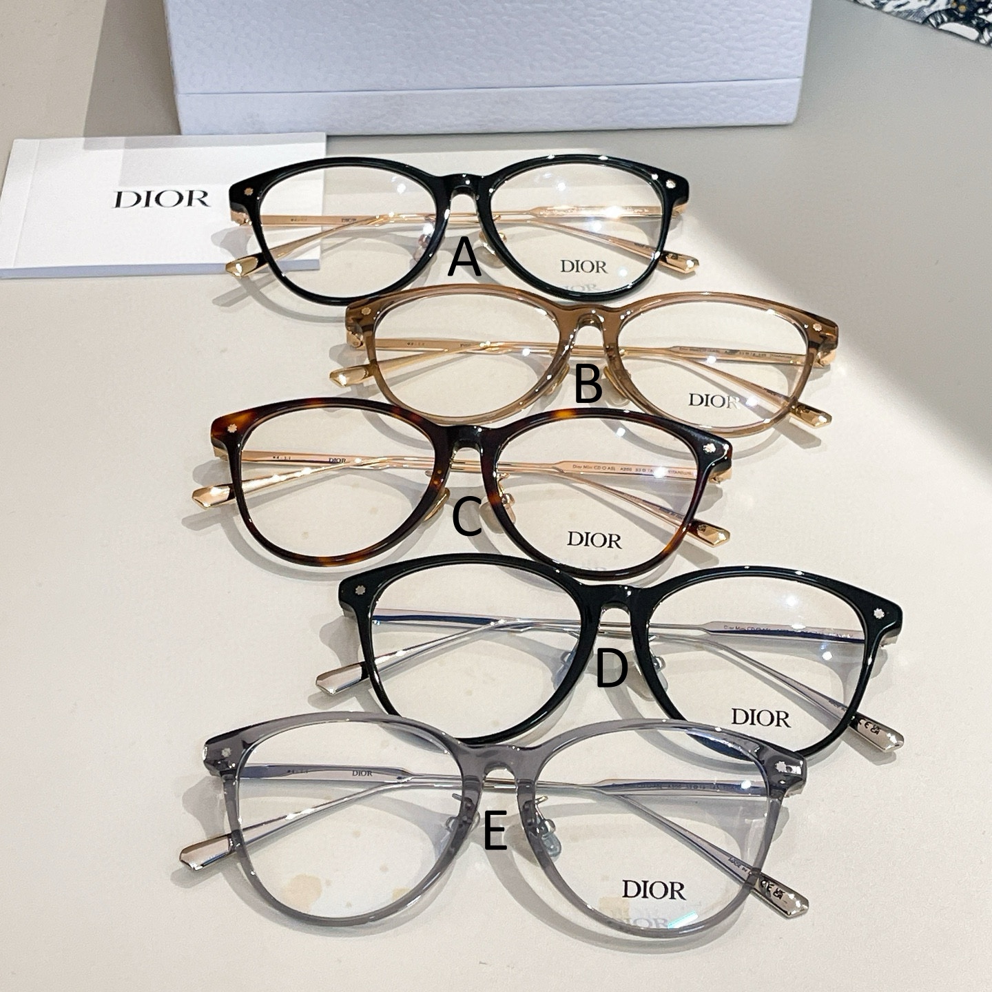디올 Dior Mini CD O A5L 53口16-145