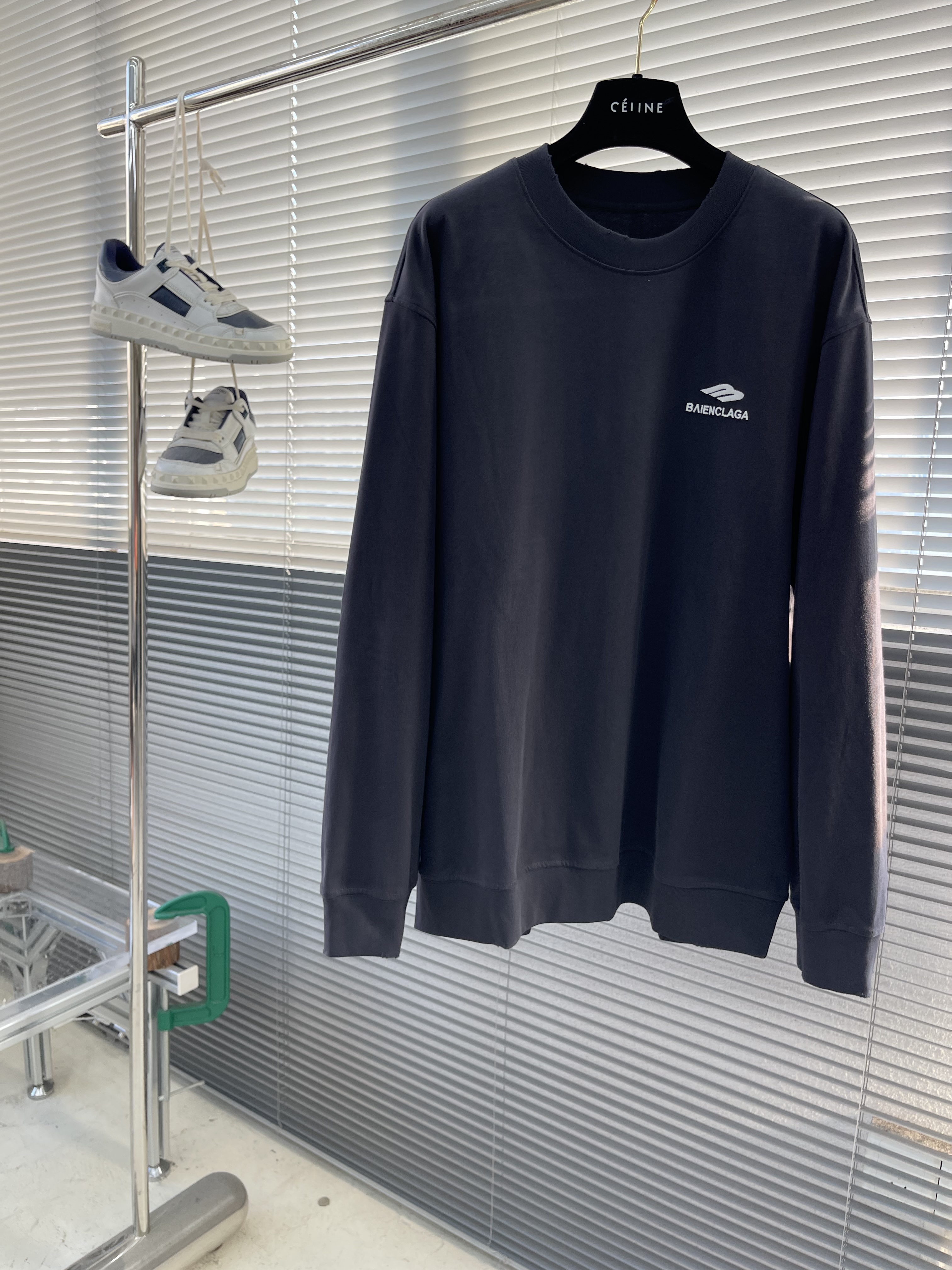 발렌시아가 Balenciaga 긴팔 티셔츠