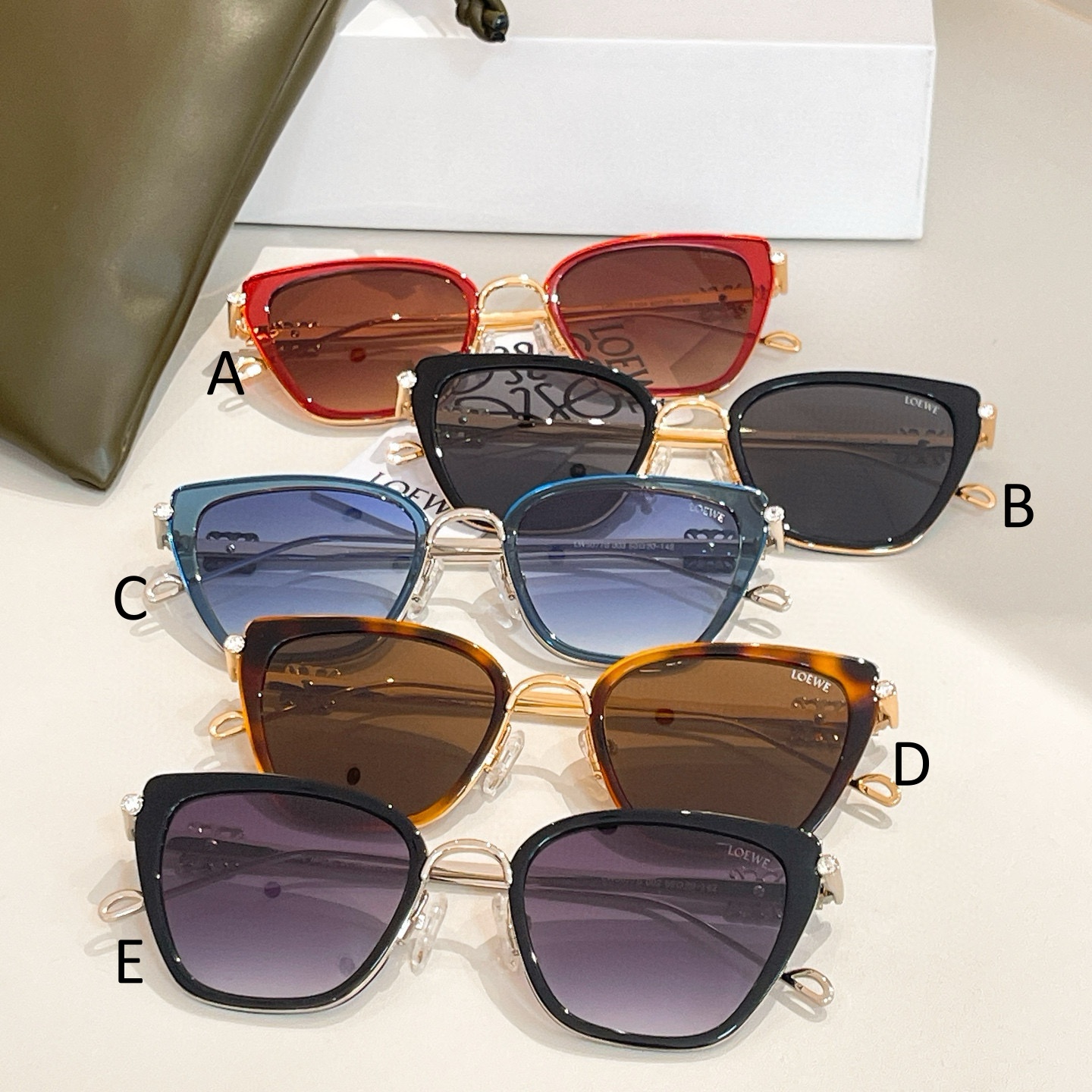 로에베 Loewe LW5077S 56口18-145