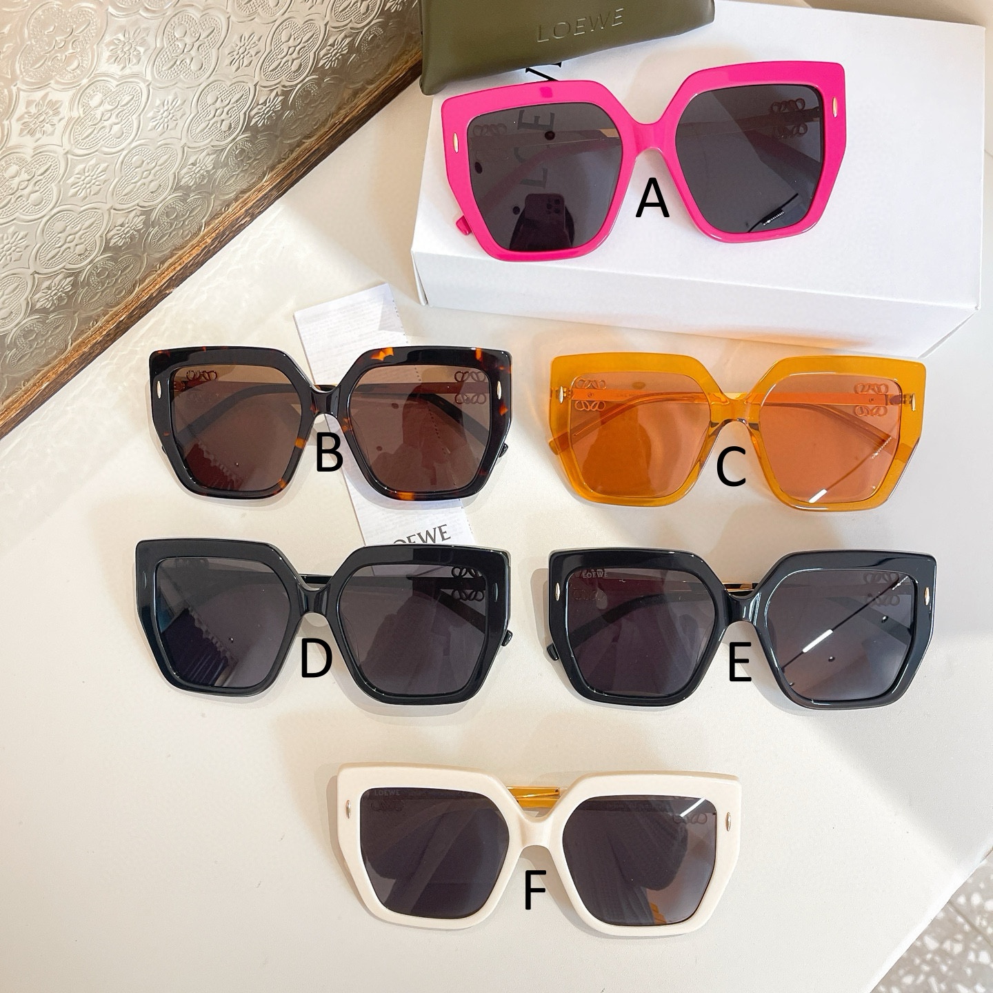 로에베 Loewe LW50401 56口18-145