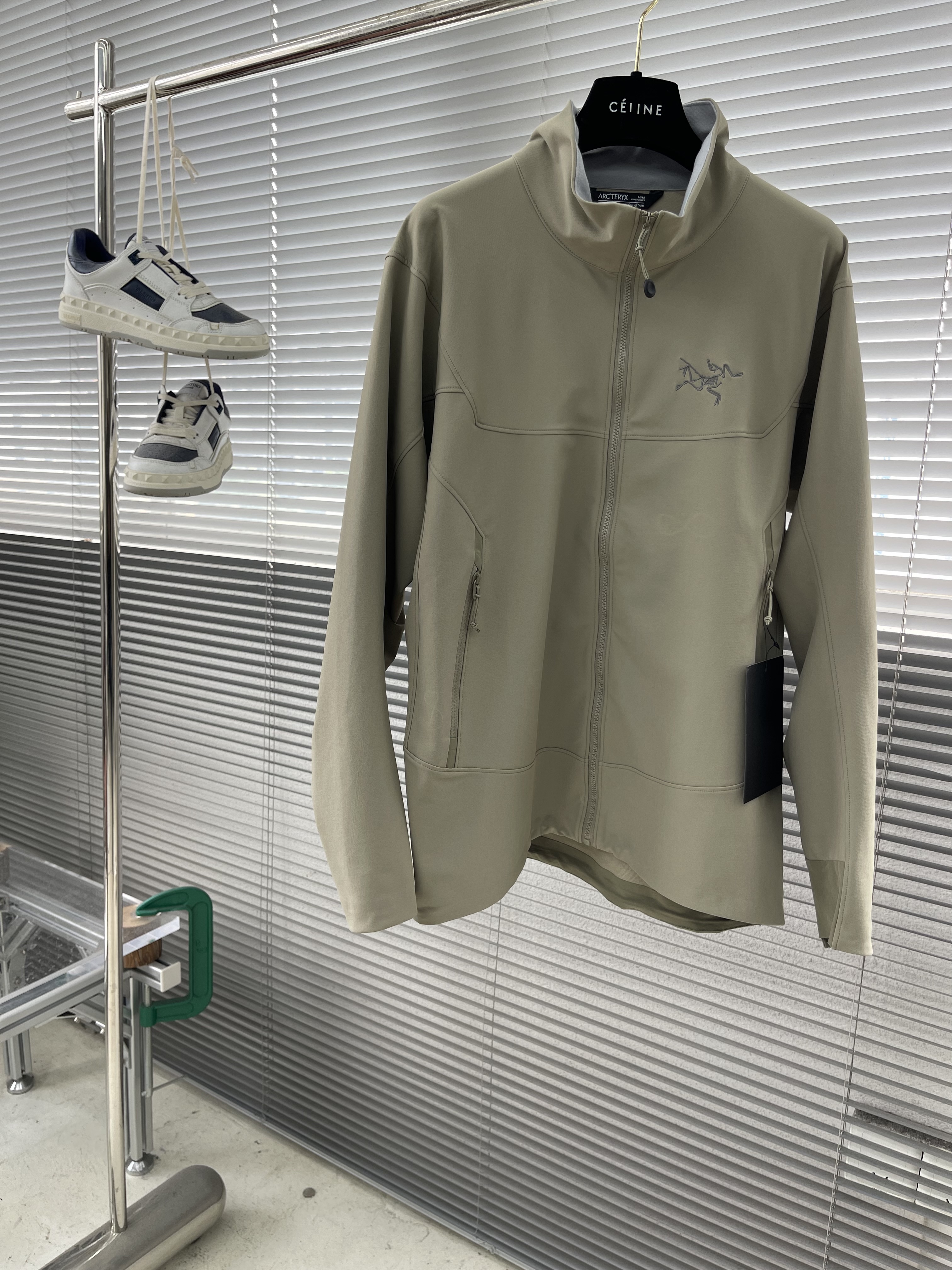 아크테릭스 ARC'TERYX 재킷