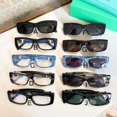 TIFFANY&CQ TF4240U 53口16-140