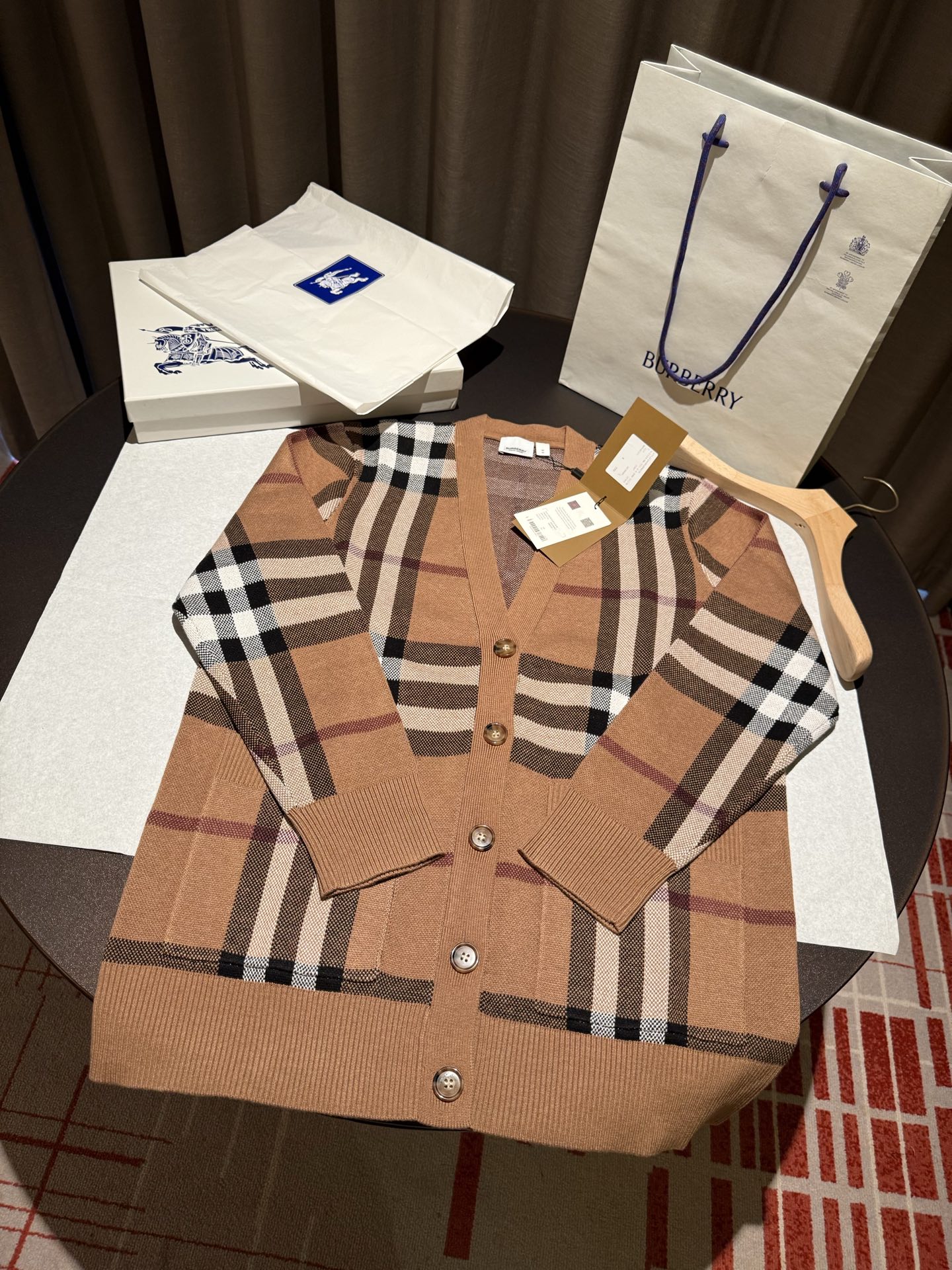 버버리 Burberry 가디건