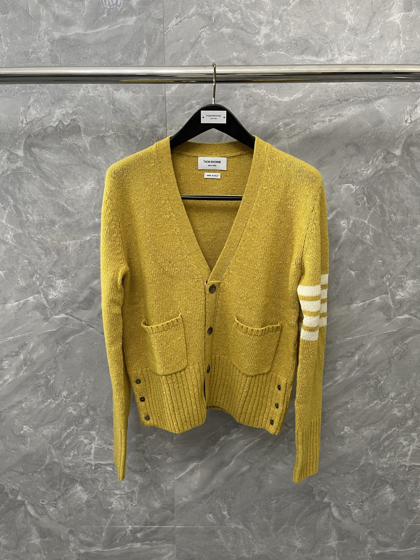 톰브라운 Thom Browne 가디건