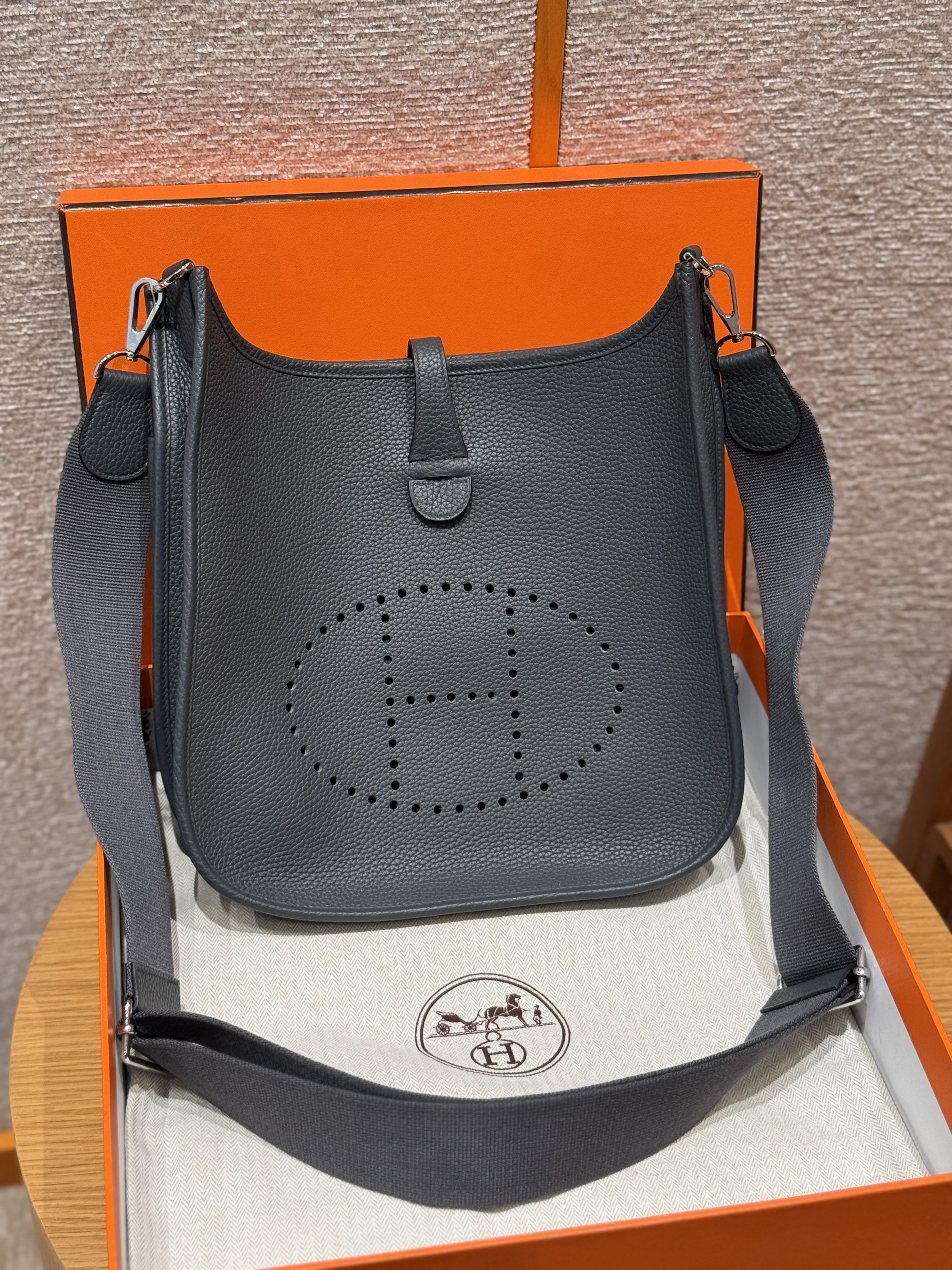에르메스 Hermes Evelyne 29cm clemence H0 Girs Misty/silver